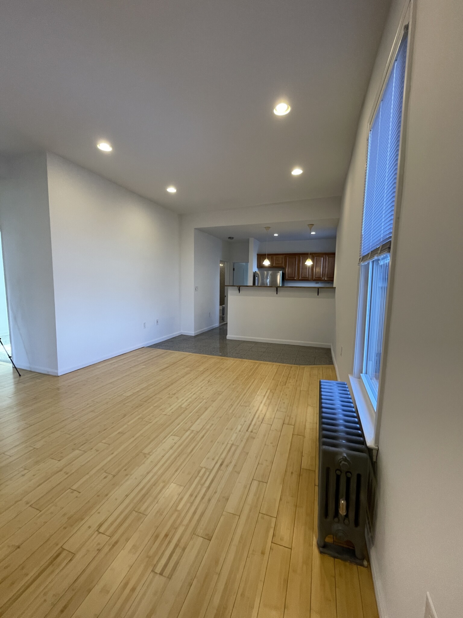 4 bed, 1 bath apartment for rent at 40 Newton St Unit 2, Brighton — photo 12 of 17