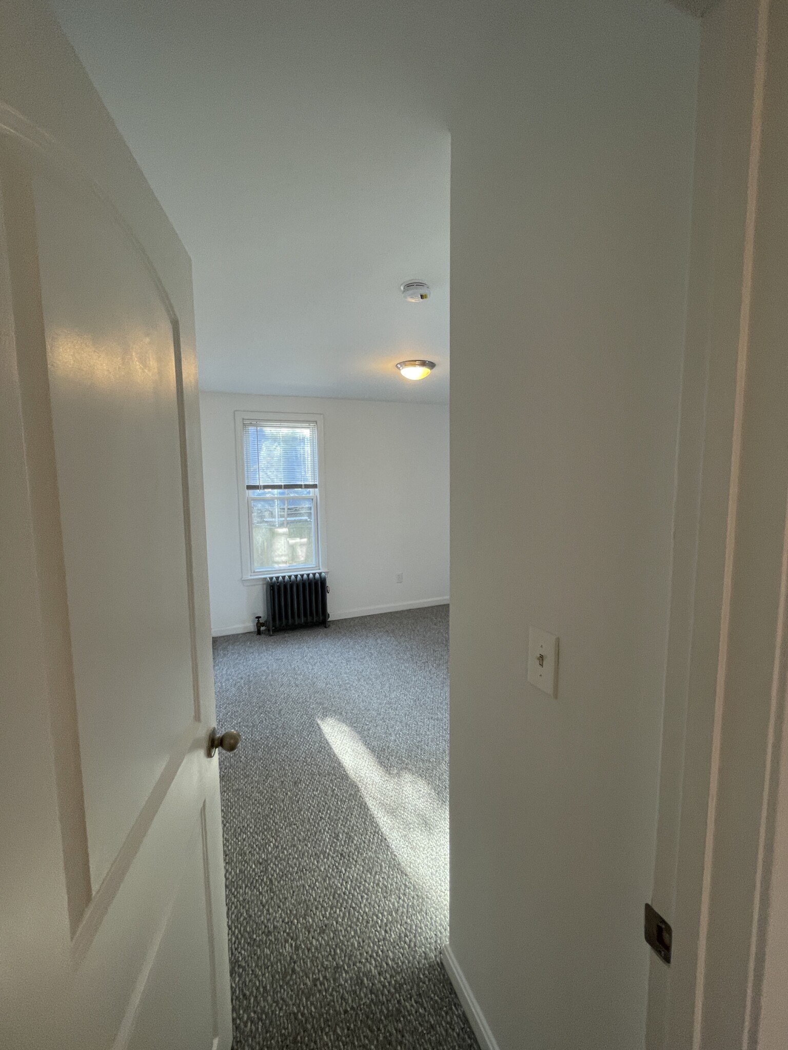 4 bed, 1 bath apartment for rent at 40 Newton St Unit 2, Brighton — photo 16 of 17