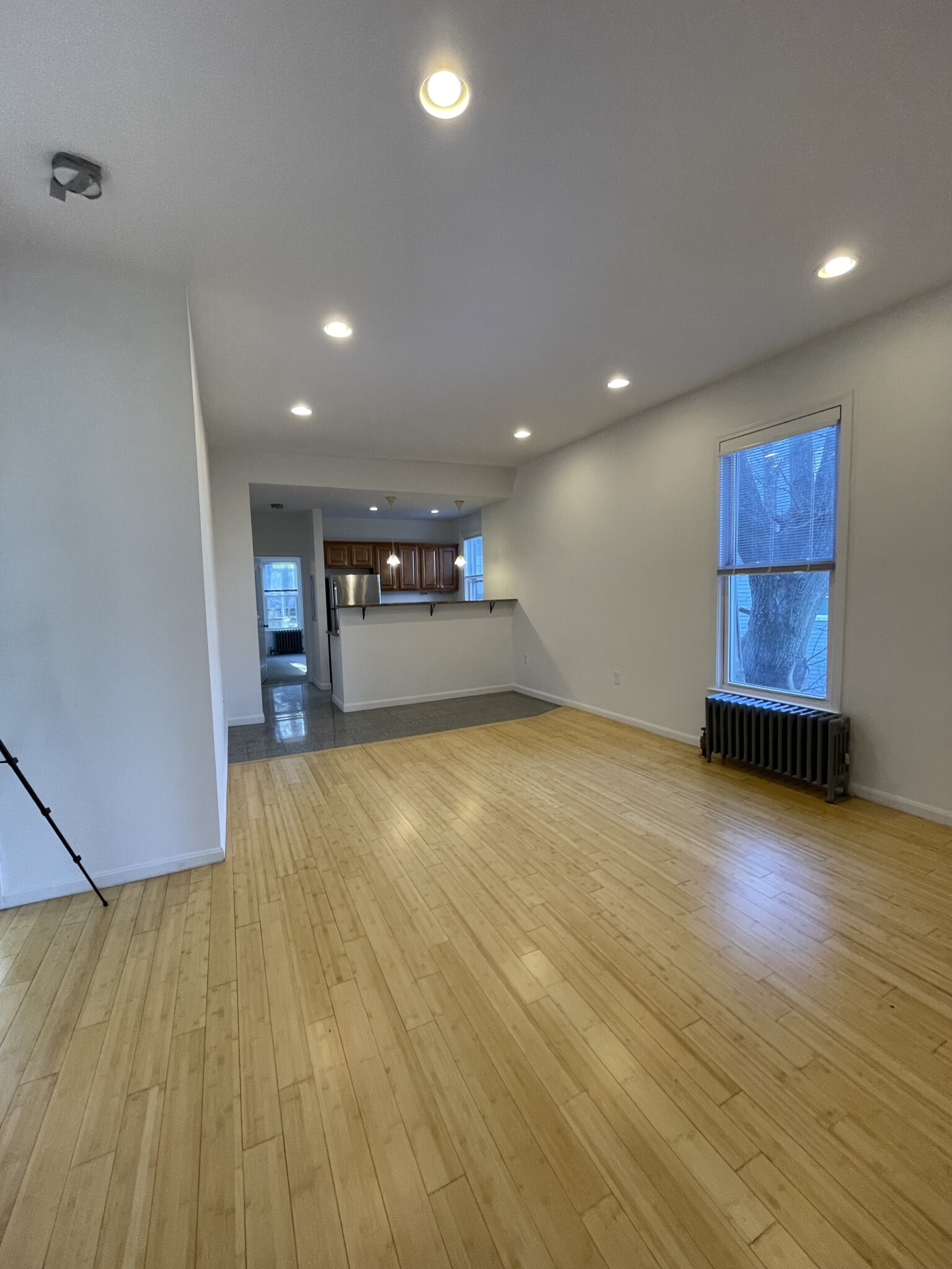 4 bed, 1 bath apartment for rent at 40 Newton St Unit 2, Brighton — photo 11 of 17