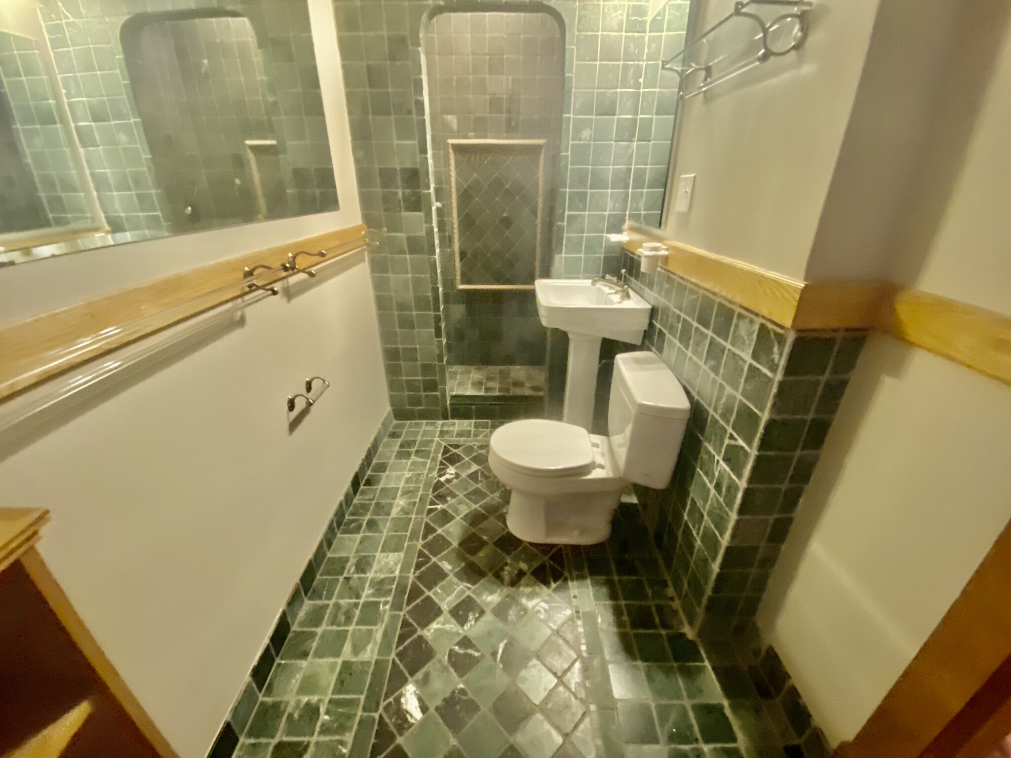 900 Mass Ave, Harvard Square