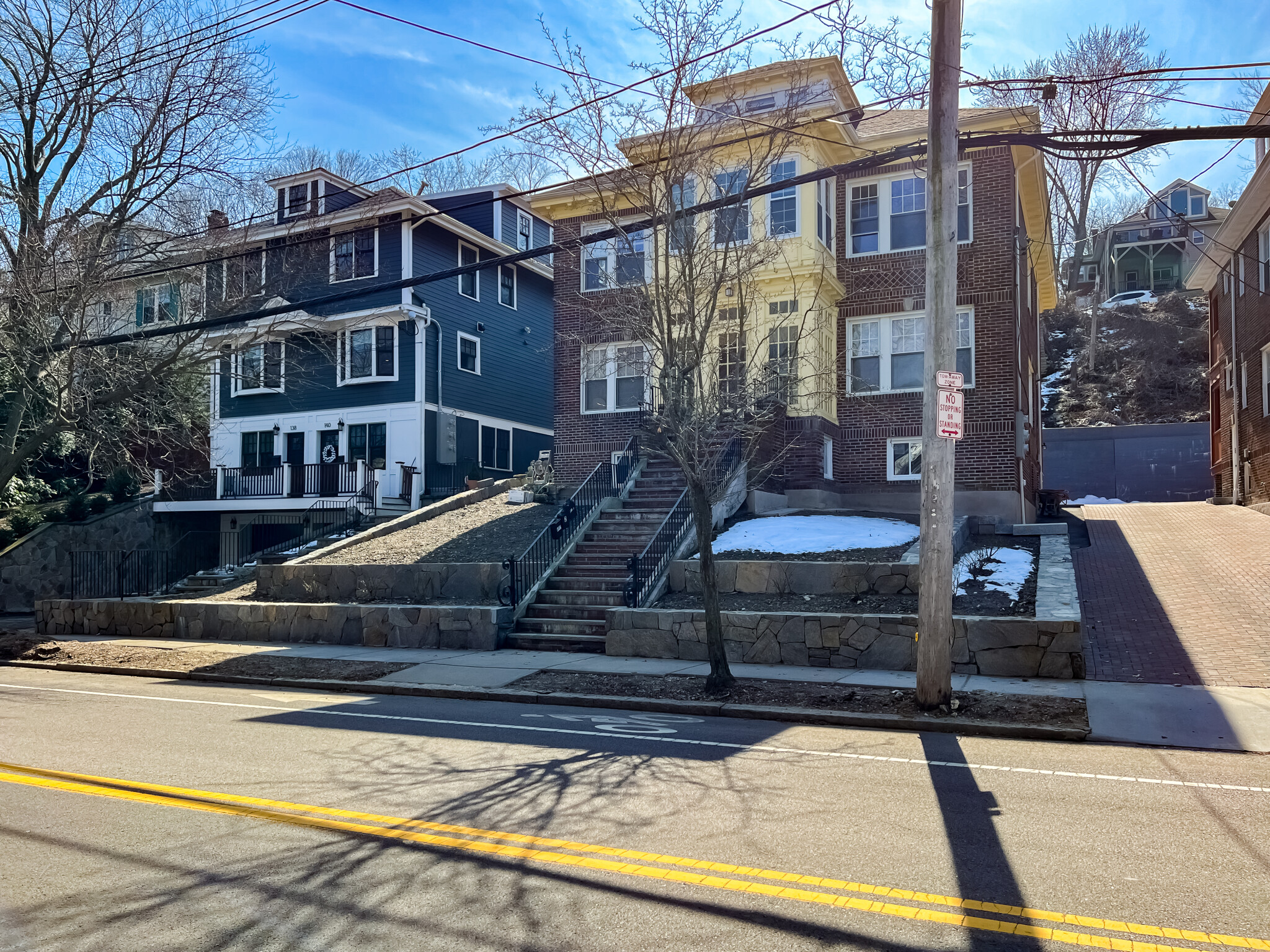 144 Winchester St, Coolidge Corner