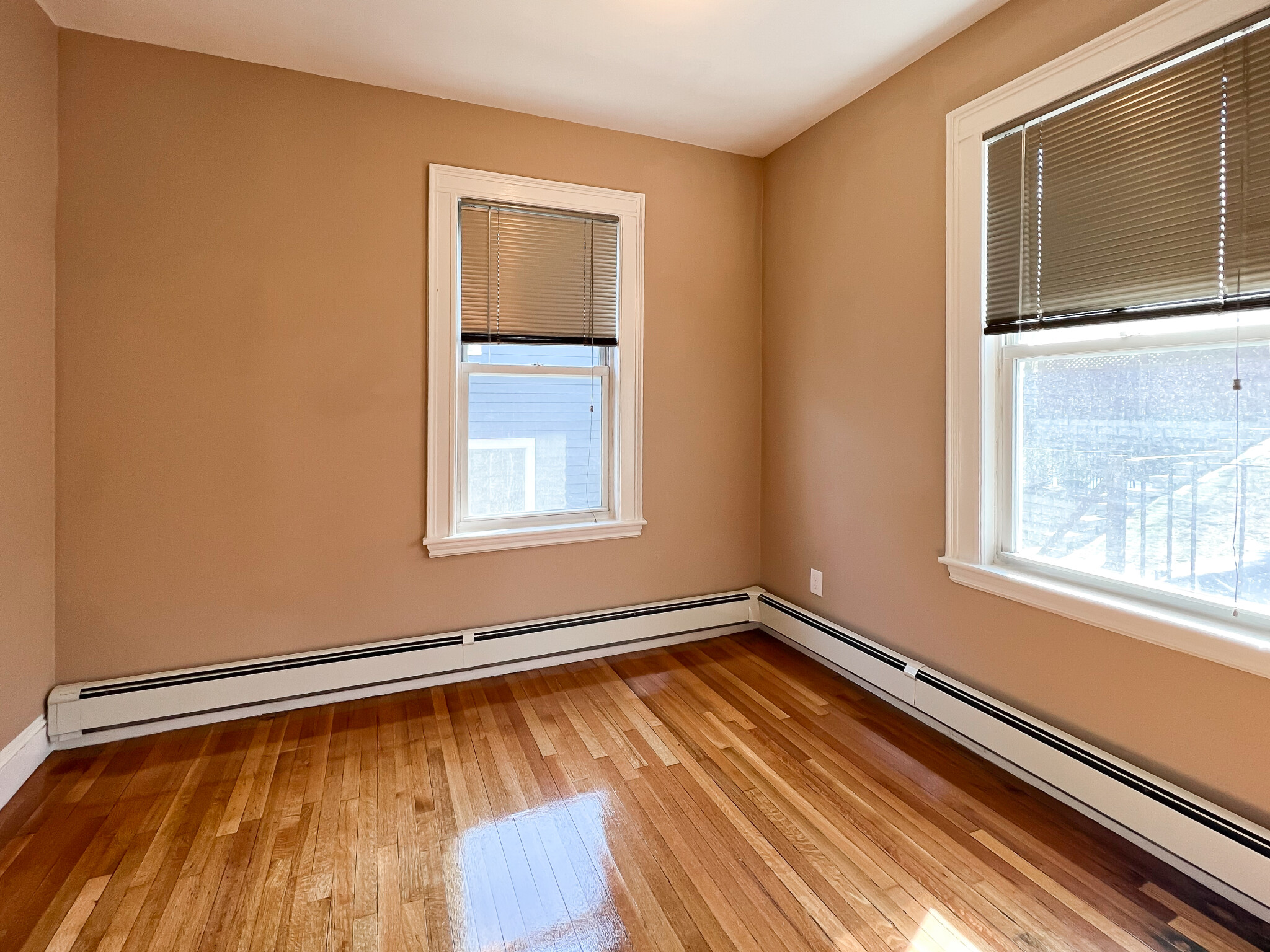 144 Winchester St, Coolidge Corner