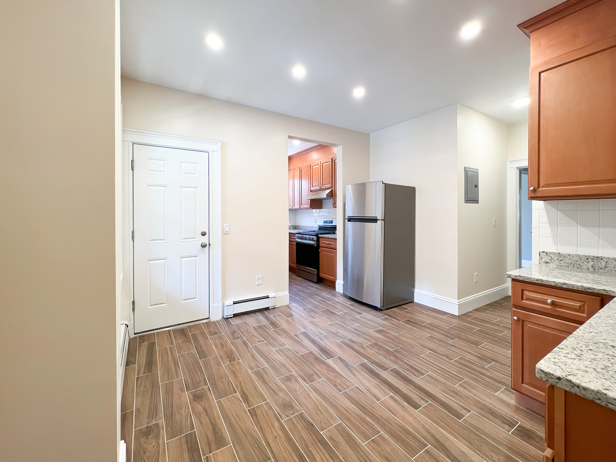 144 Winchester St, Coolidge Corner