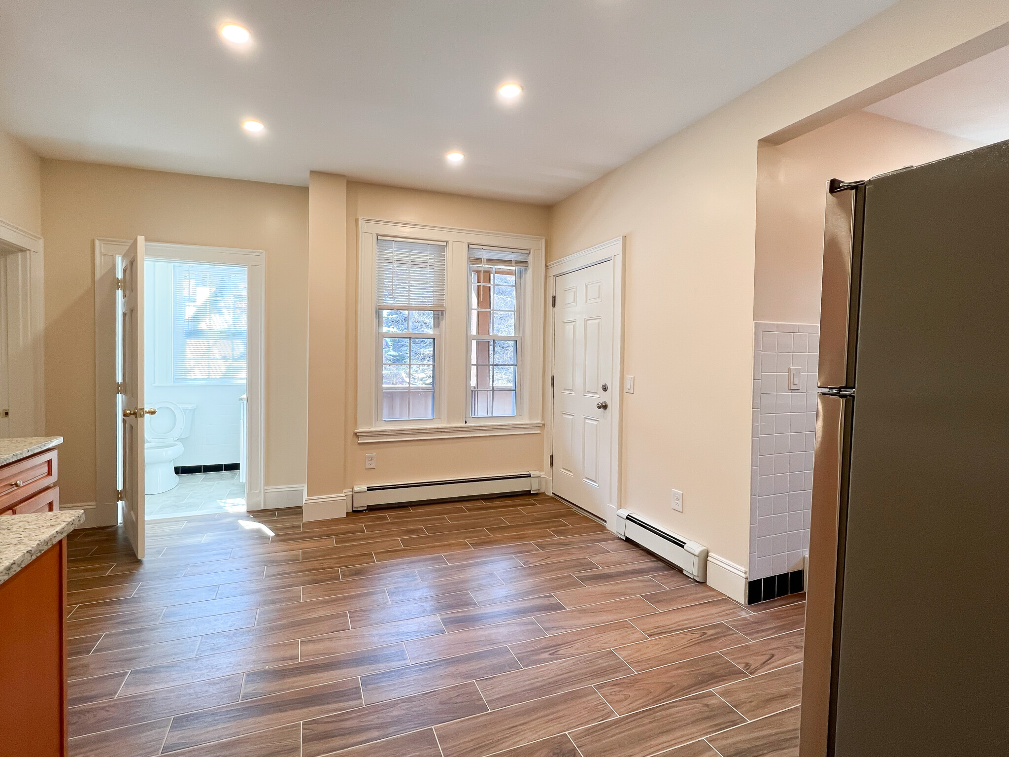 144 Winchester St, Coolidge Corner