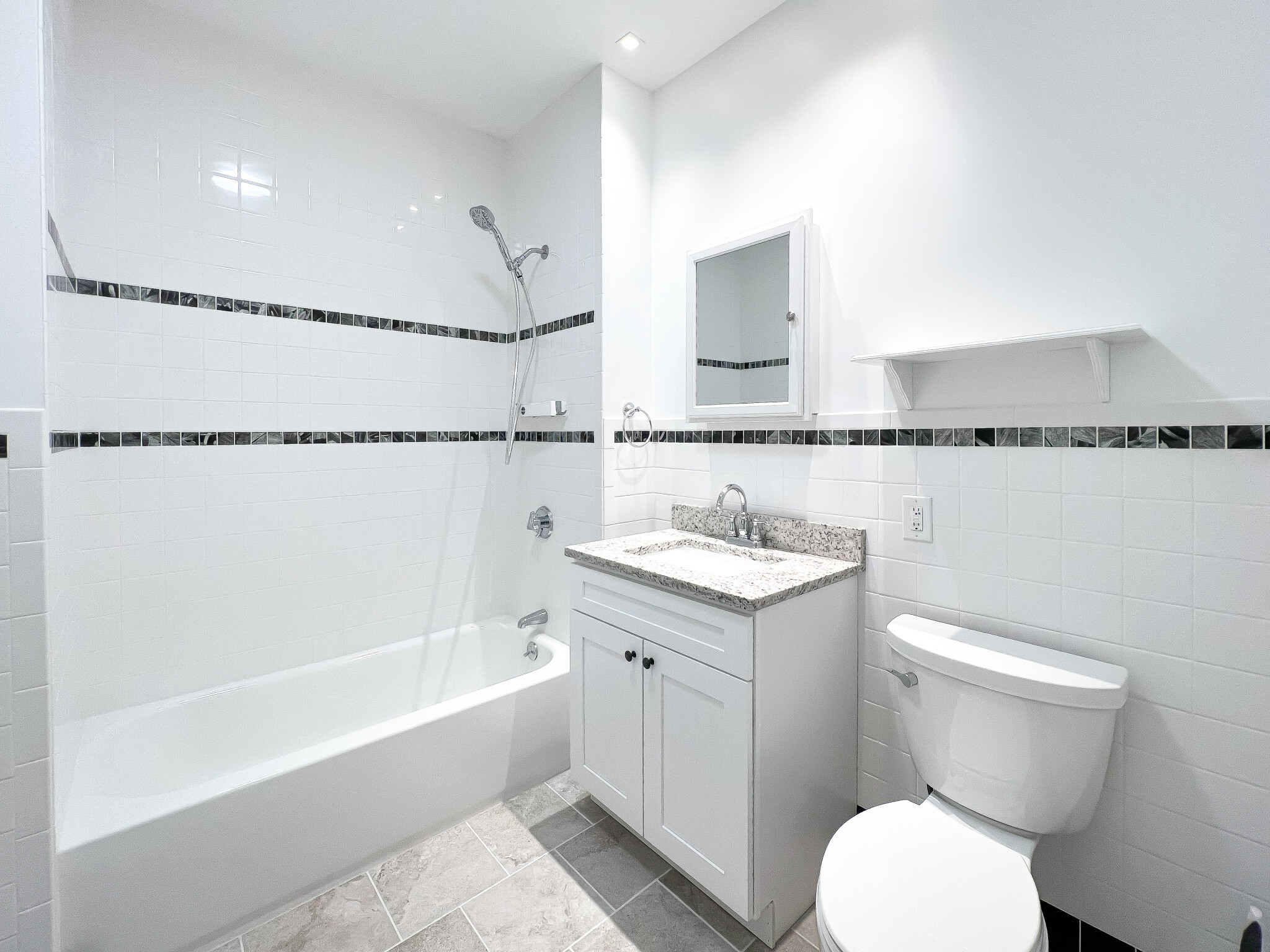 144 Winchester St, Coolidge Corner