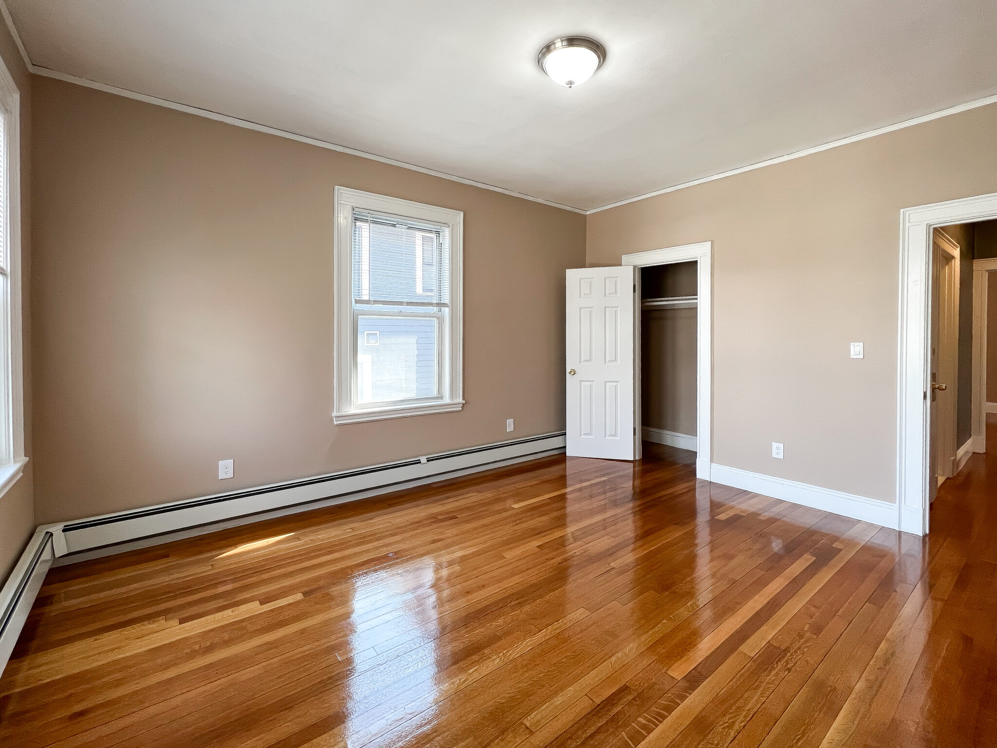 144 Winchester St, Coolidge Corner