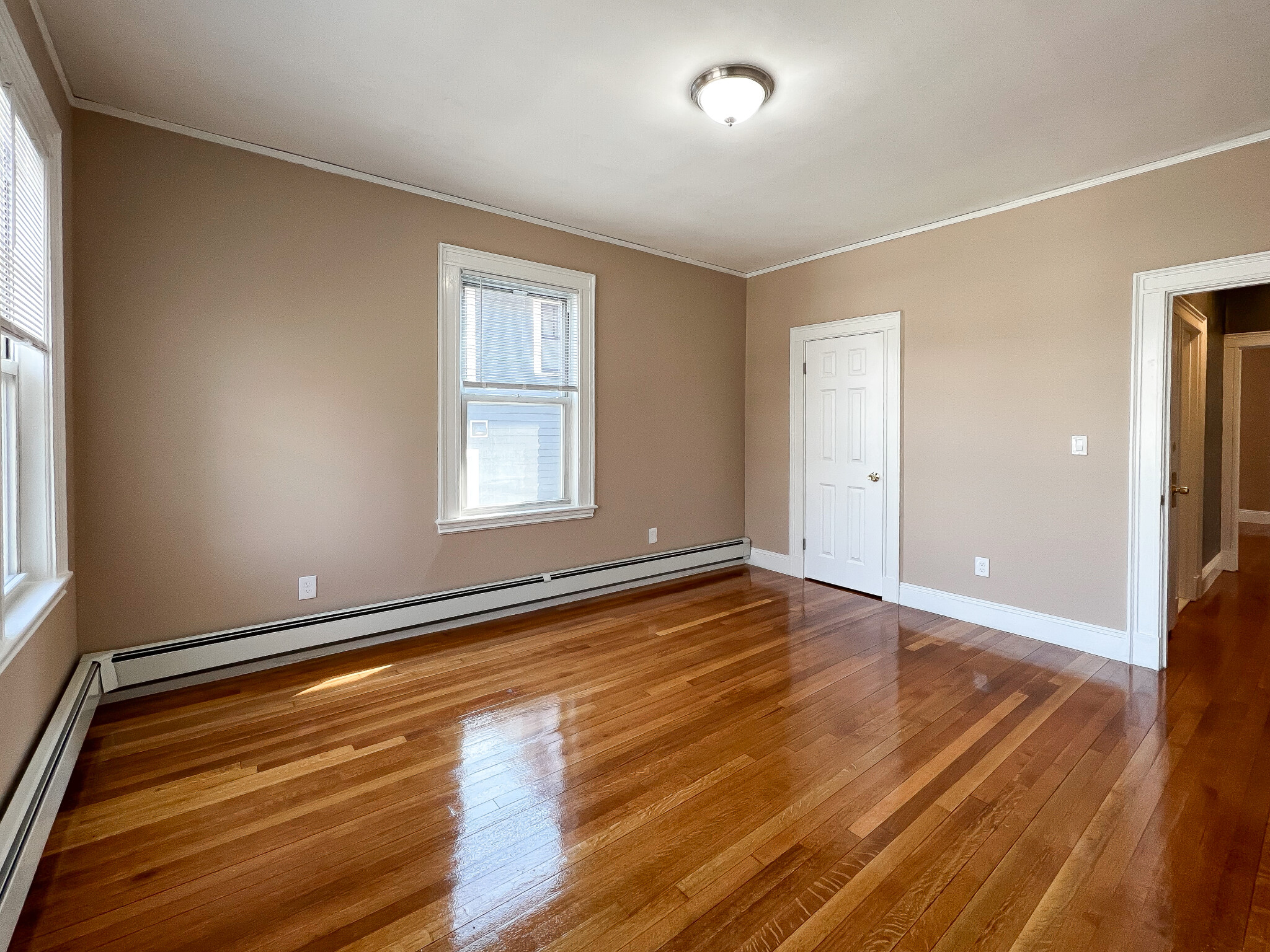 144 Winchester St, Coolidge Corner