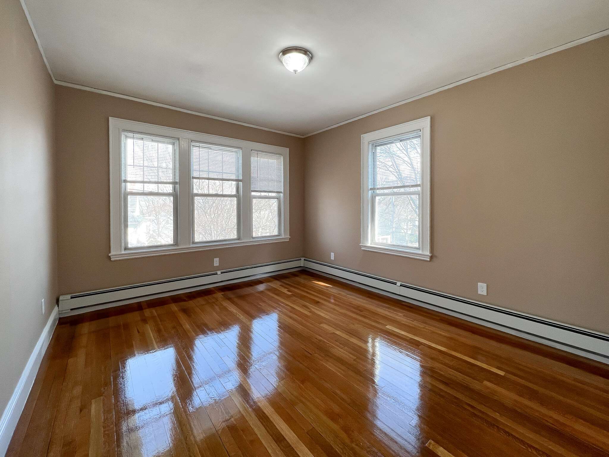 144 Winchester St, Coolidge Corner