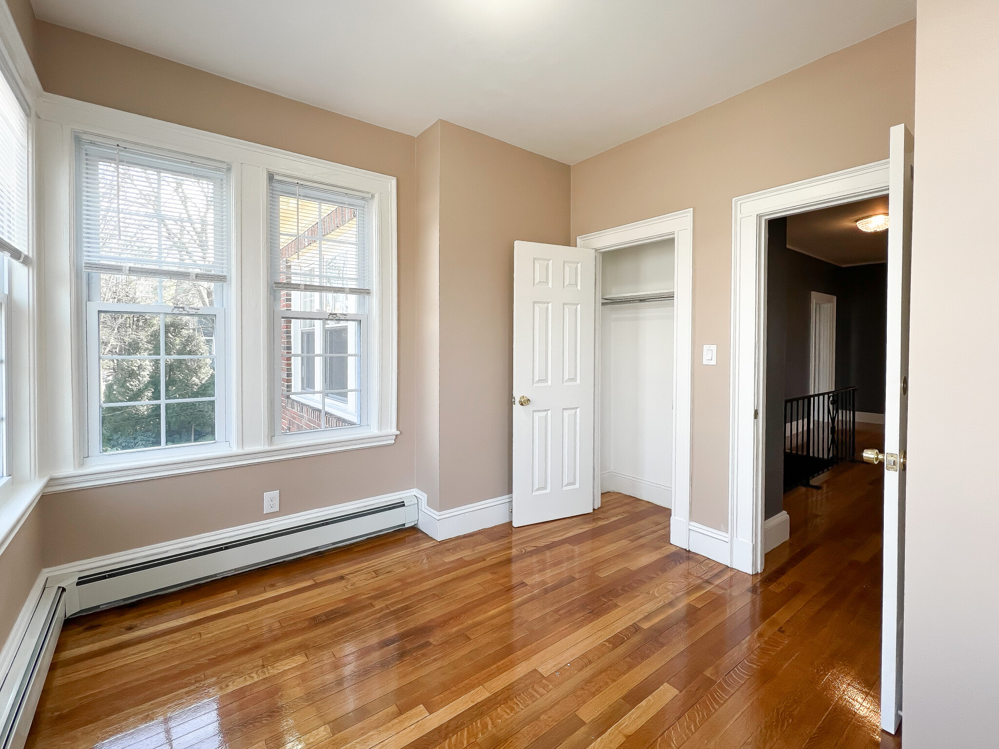 144 Winchester St, Coolidge Corner