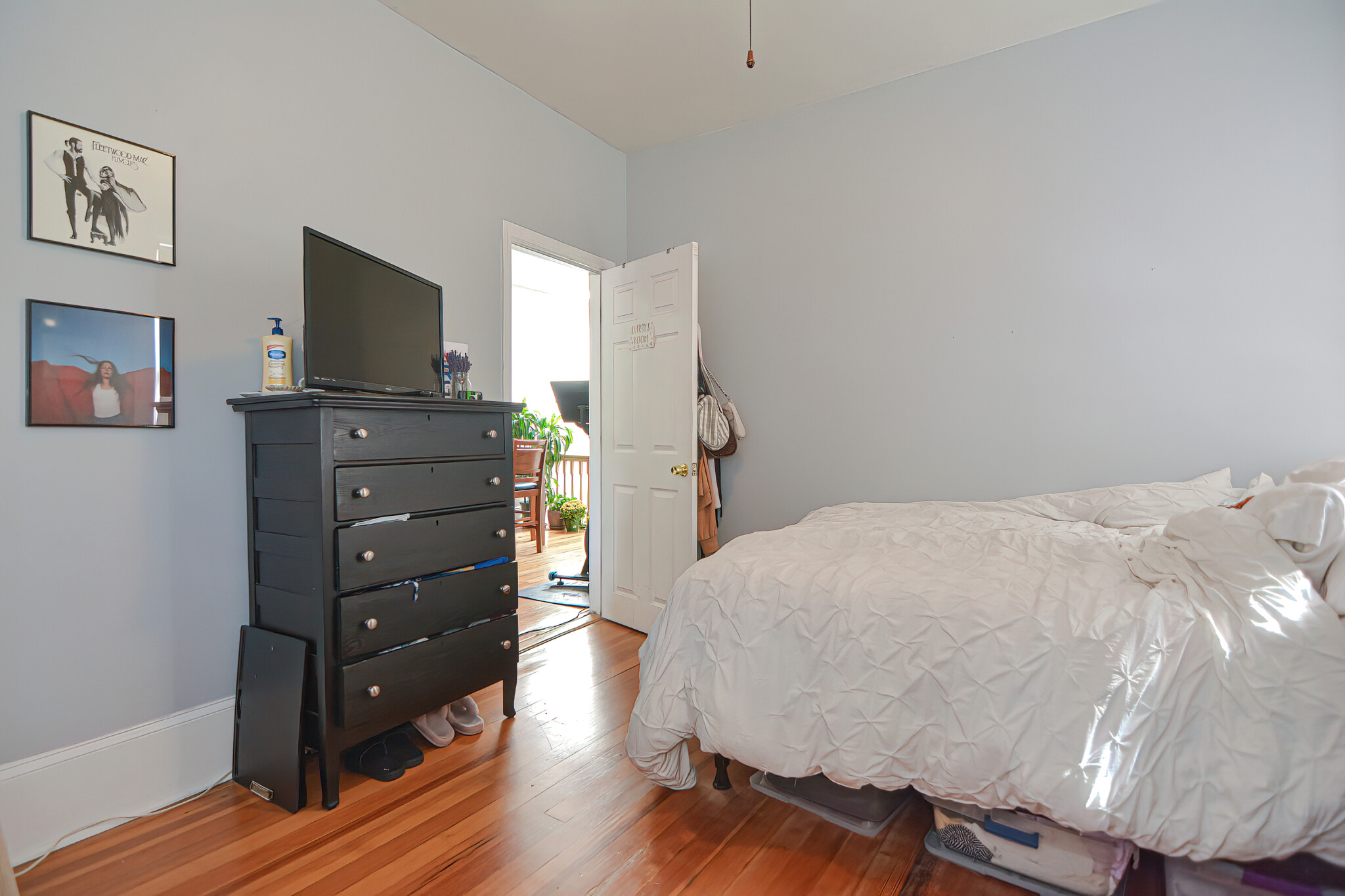 51 Brackett, Brighton