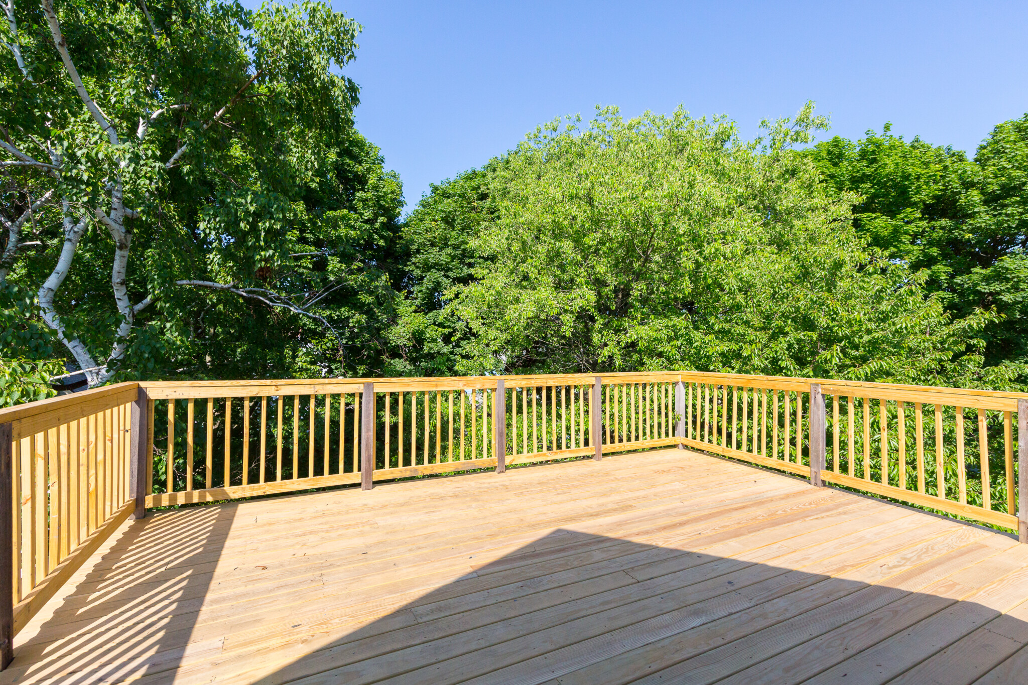 126 Monument St, Medford