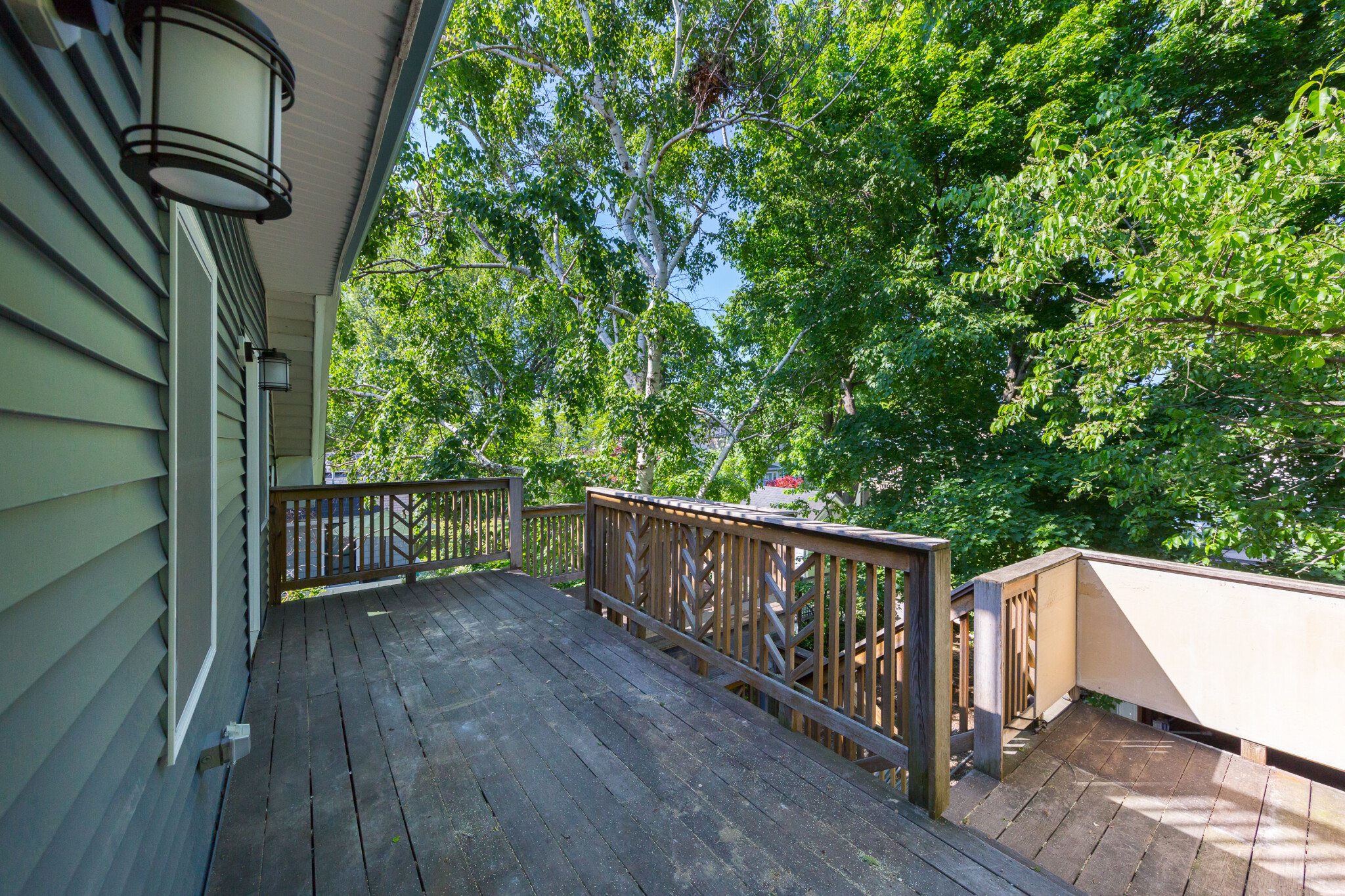 126 Monument St, Medford