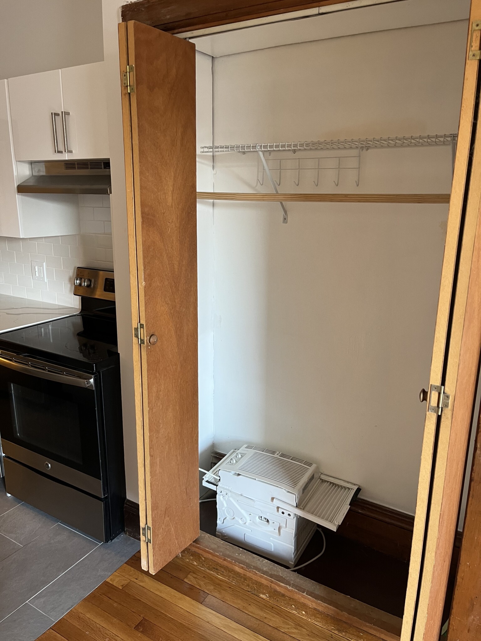 849 Beacon St, Fenway