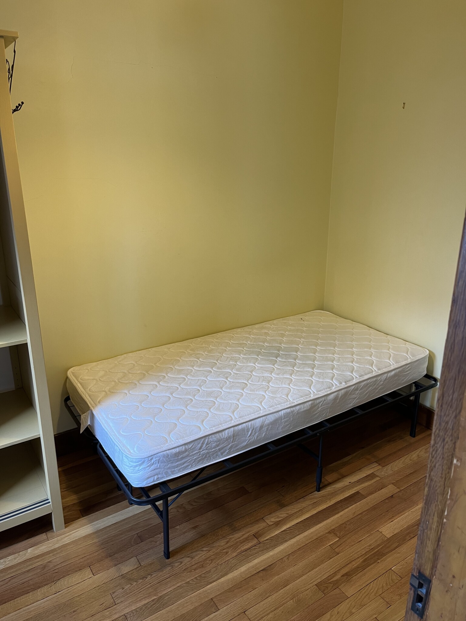 849 Beacon St, Fenway