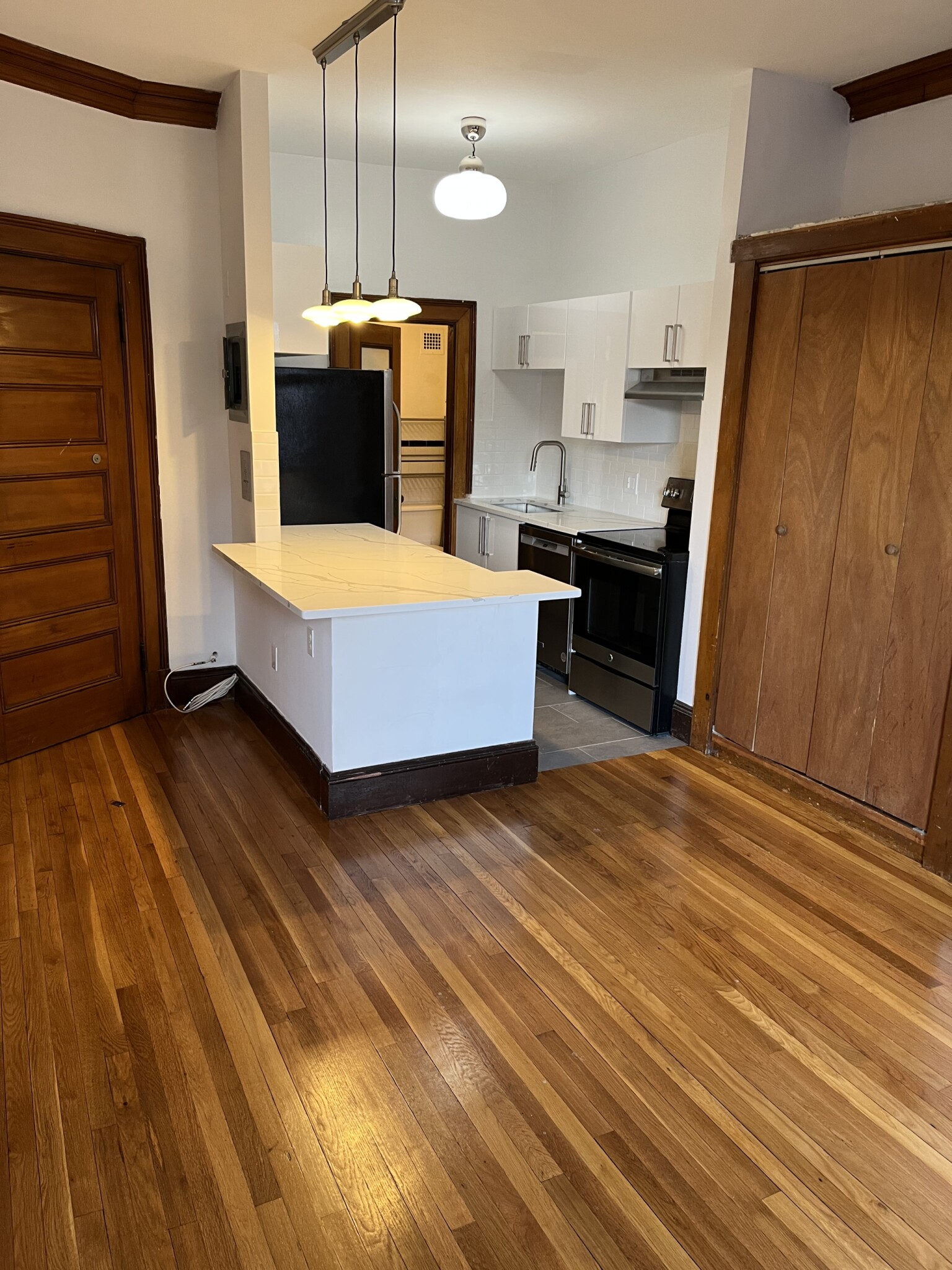 849 Beacon St, Fenway