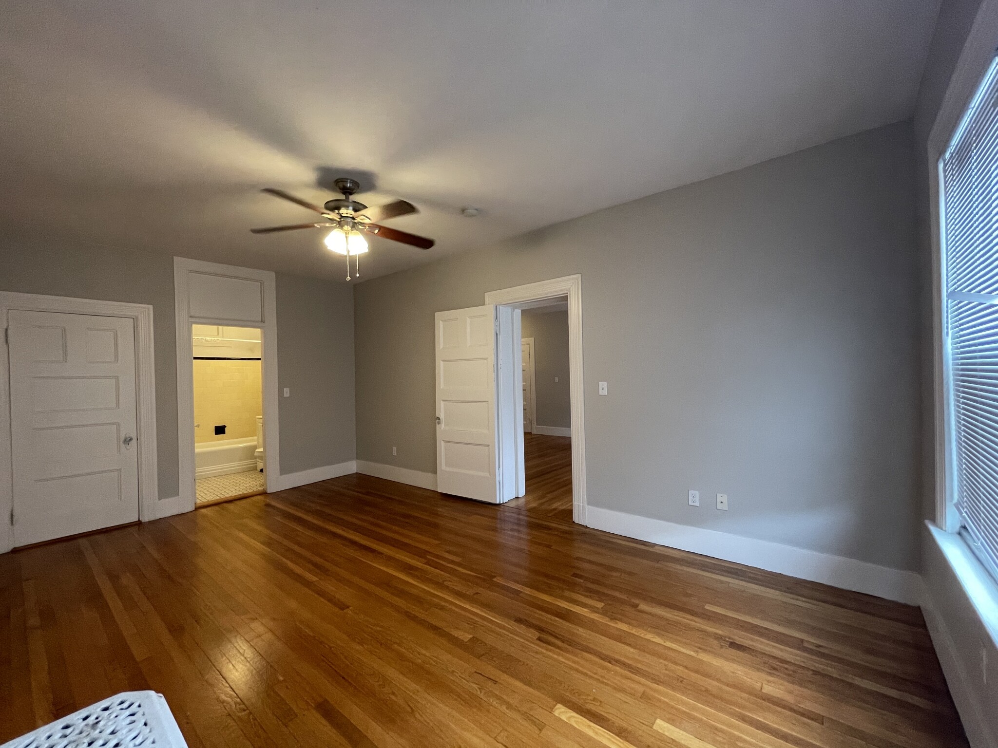 9 Sewall Ave, Coolidge Corner