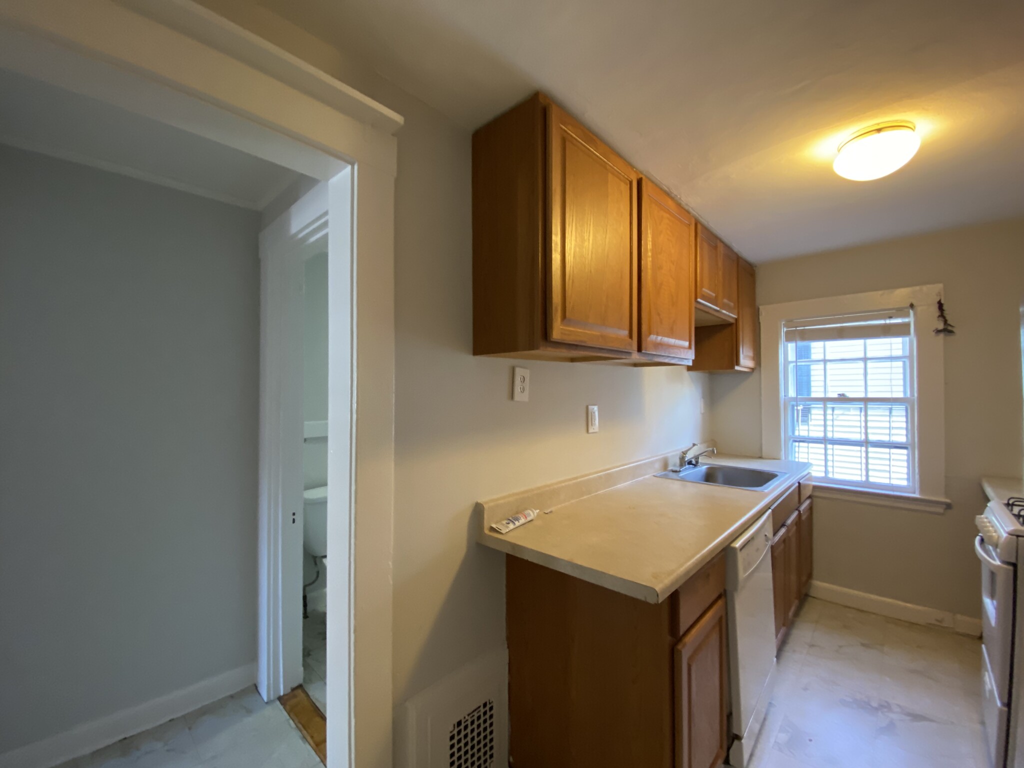 38 Gibson, West Cambridge