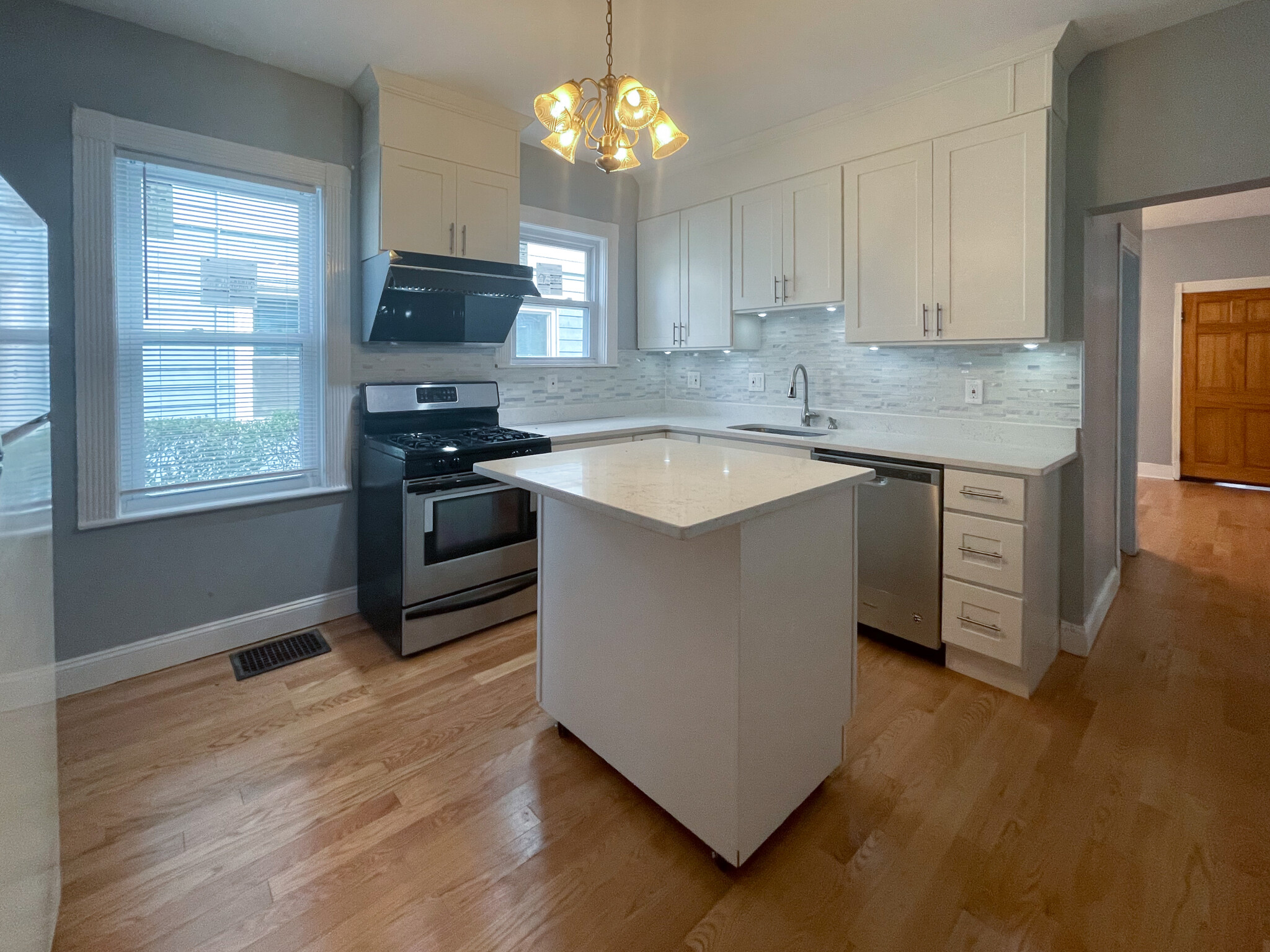 24 Litchfield St, Brighton