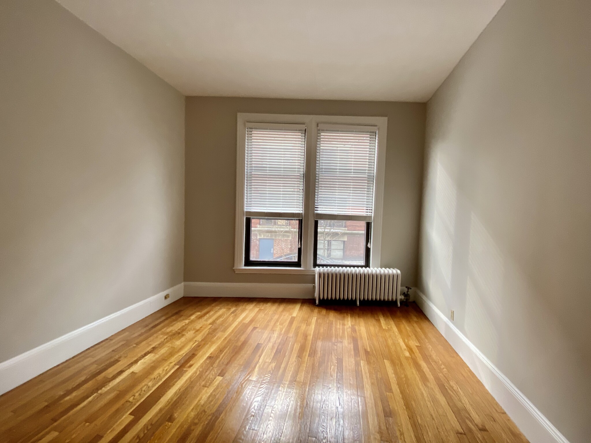 9 Sewall Ave, Coolidge Corner