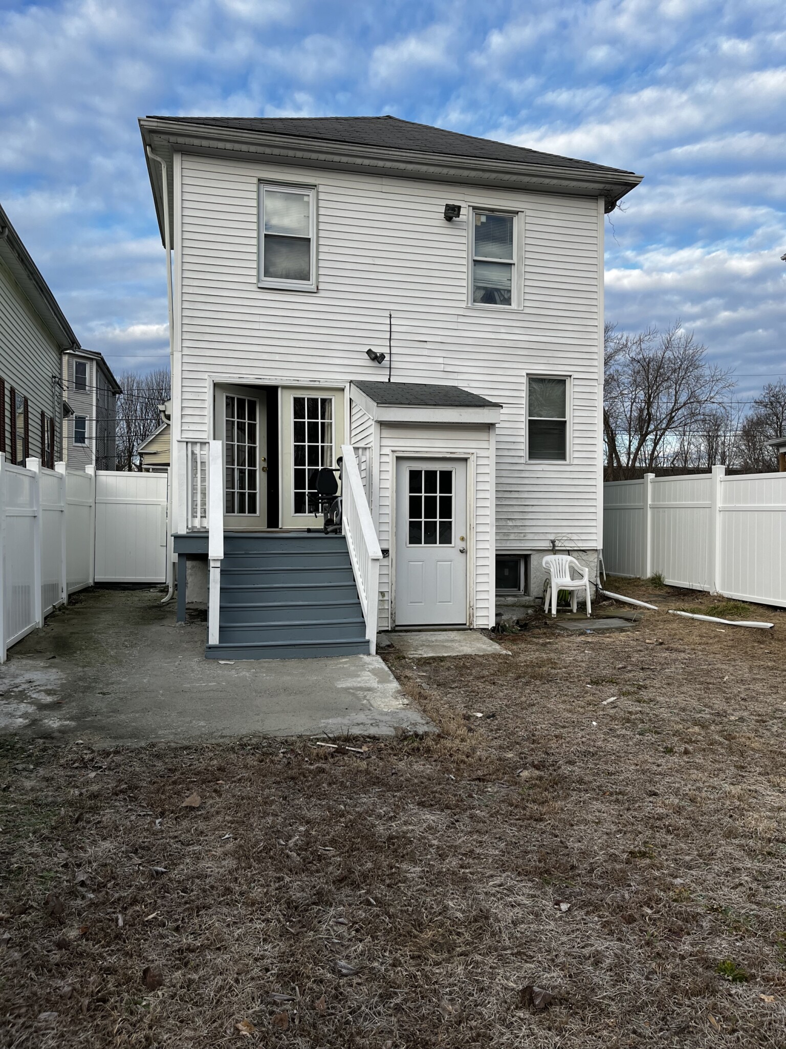 46 Otis St, Brockton