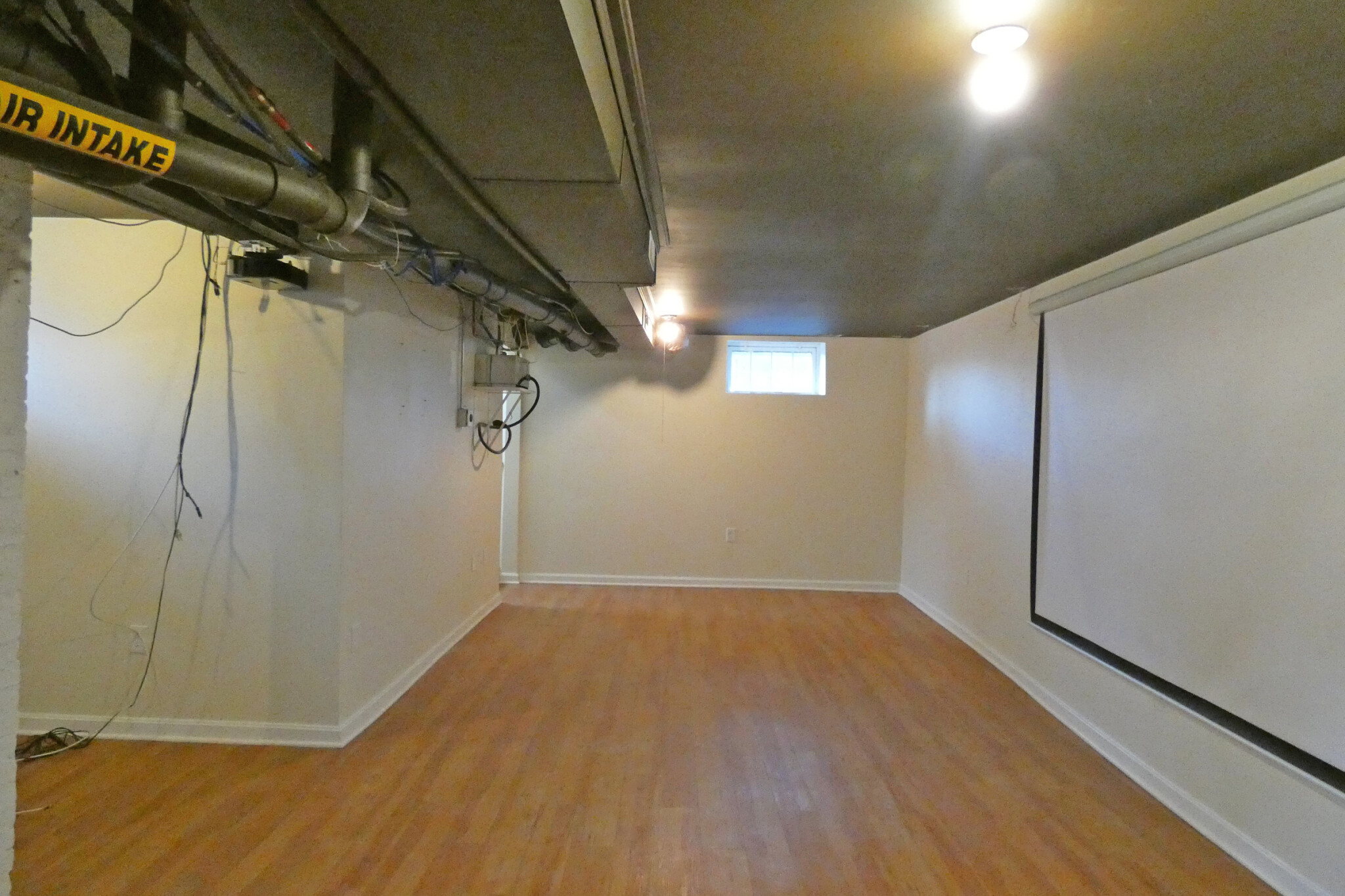 108 Walnut St, Newton