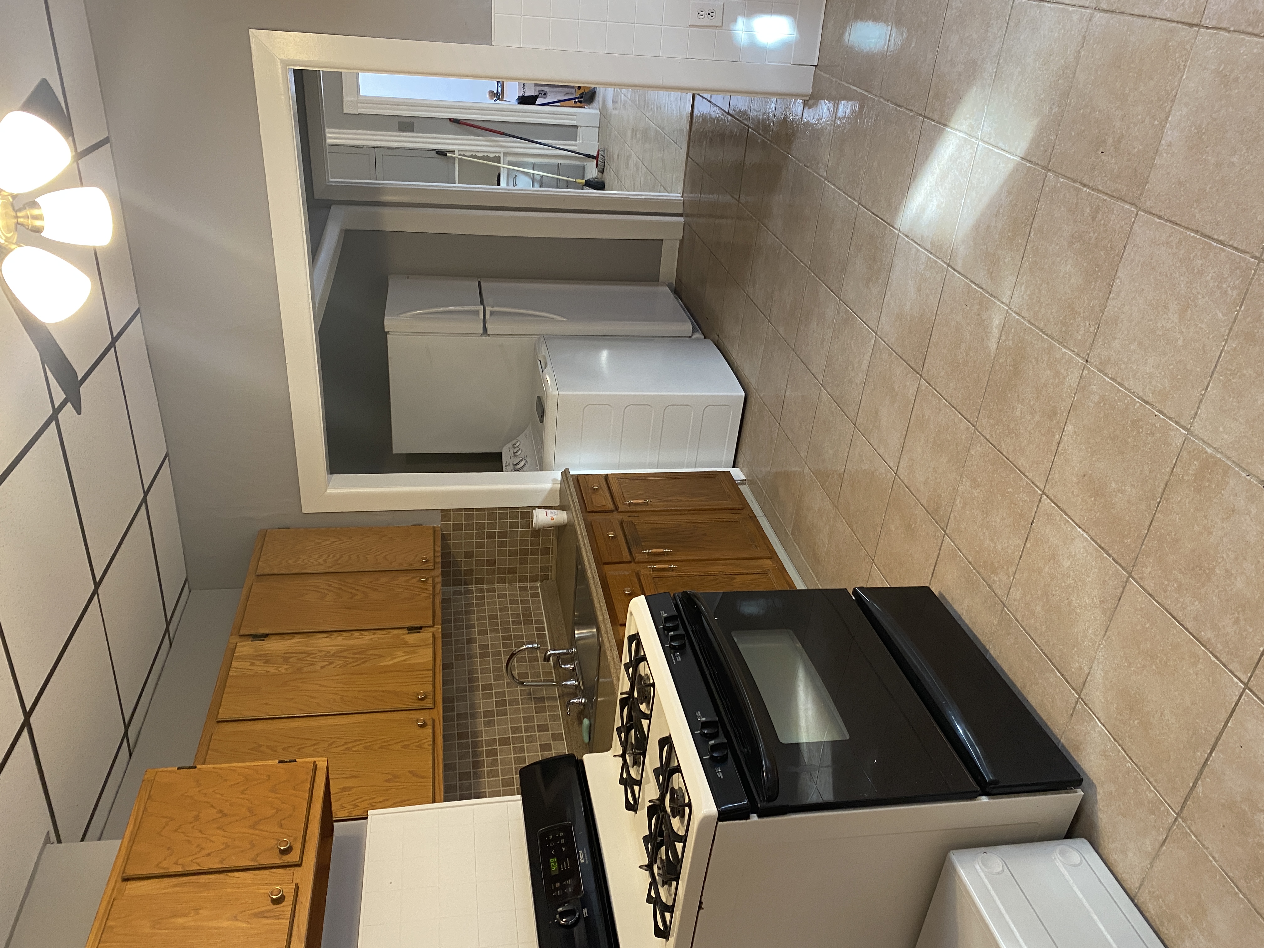 3 bed, 1 bath apartment for rent at 149 Saratoga St Unit 3, East Boston — photo 2 of 14
