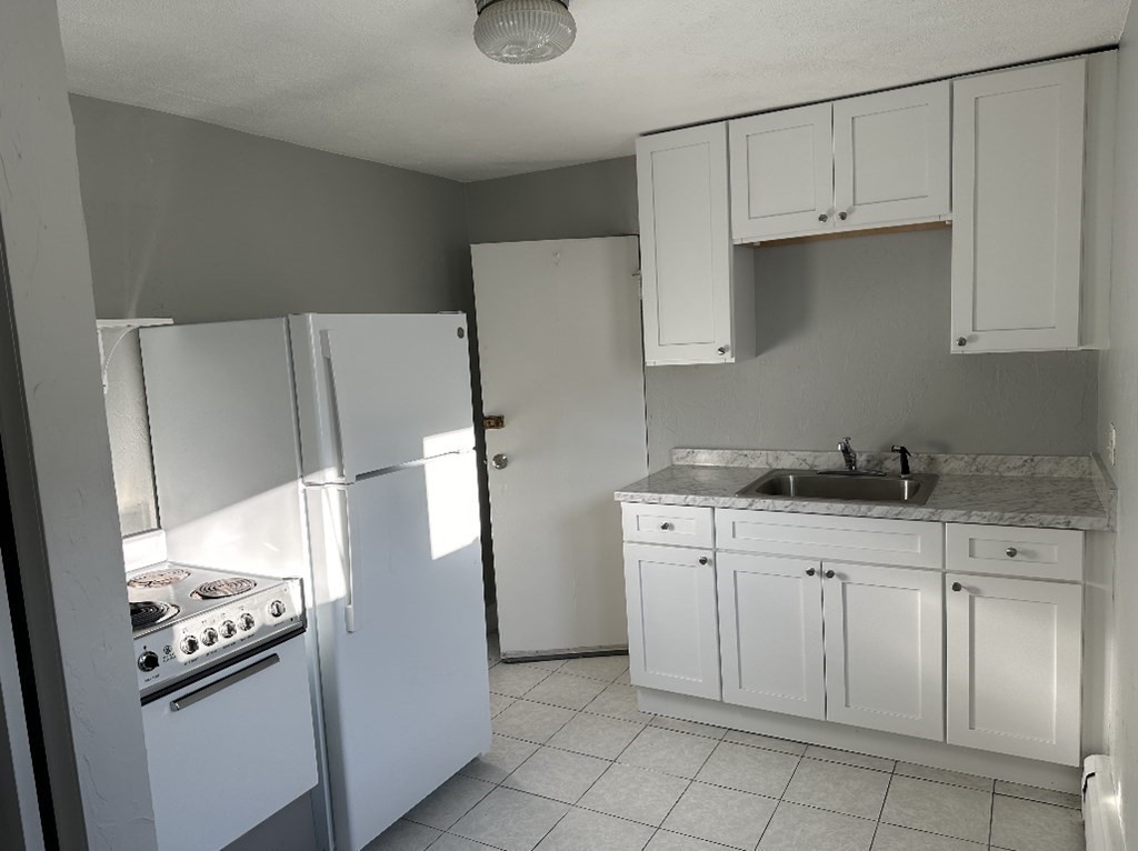 Photos of apartment on West Wyoming Ave.,Melrose MA 02176
