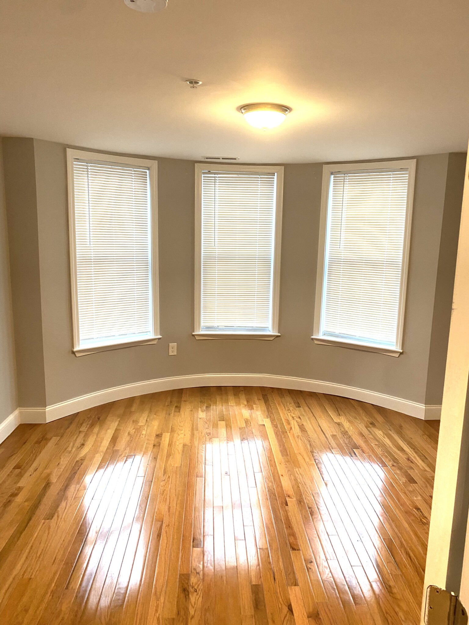 57 Marshall St, Winter Hill