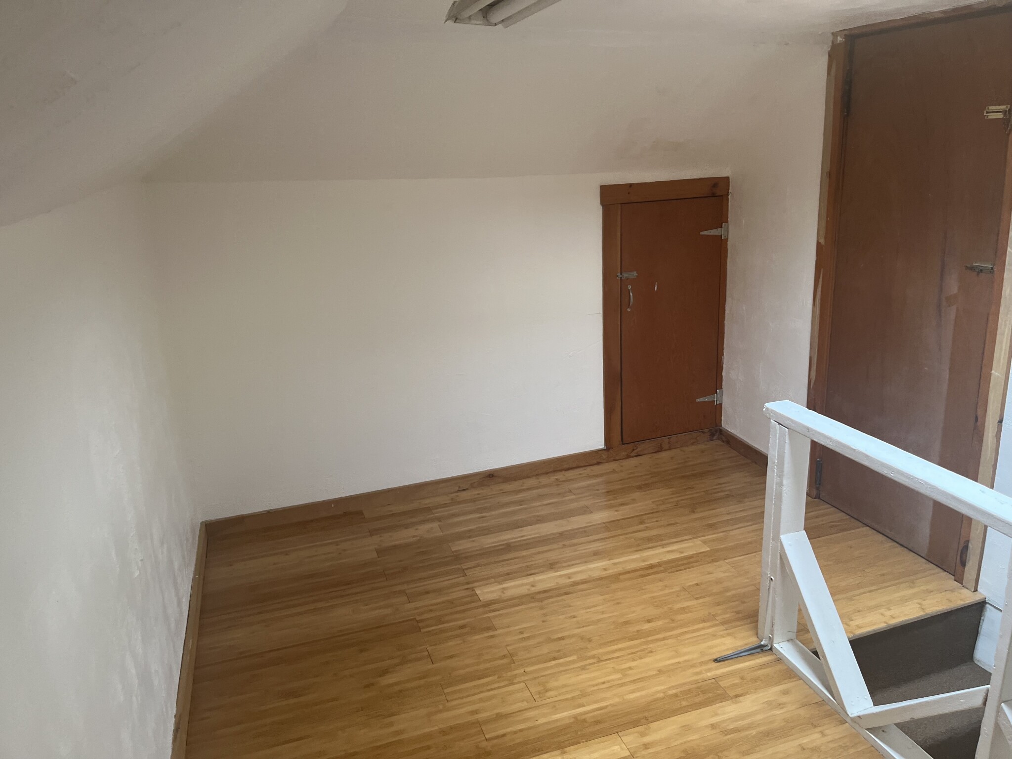 90 Wallace St, Tufts