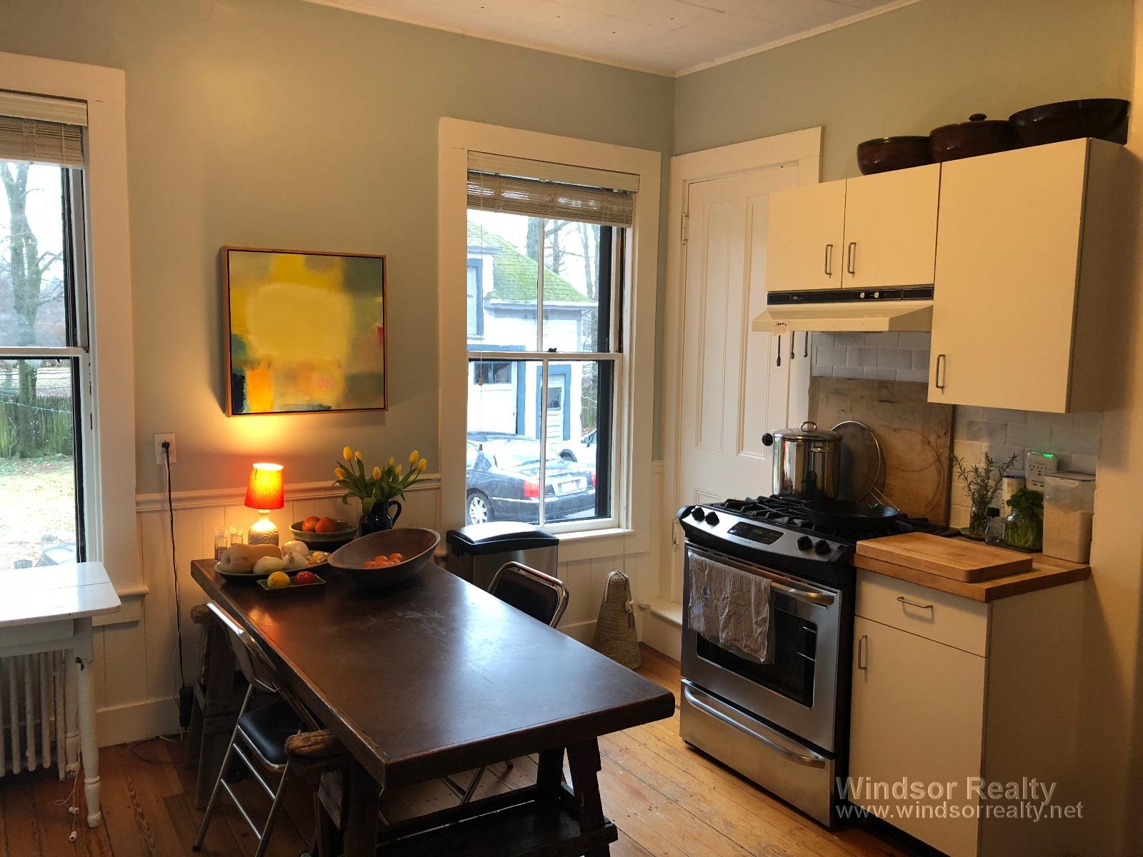 1 bed, 1 bath apartment for rent at 50 Hartford St Unit 1, Newton — photo 7 of 24
