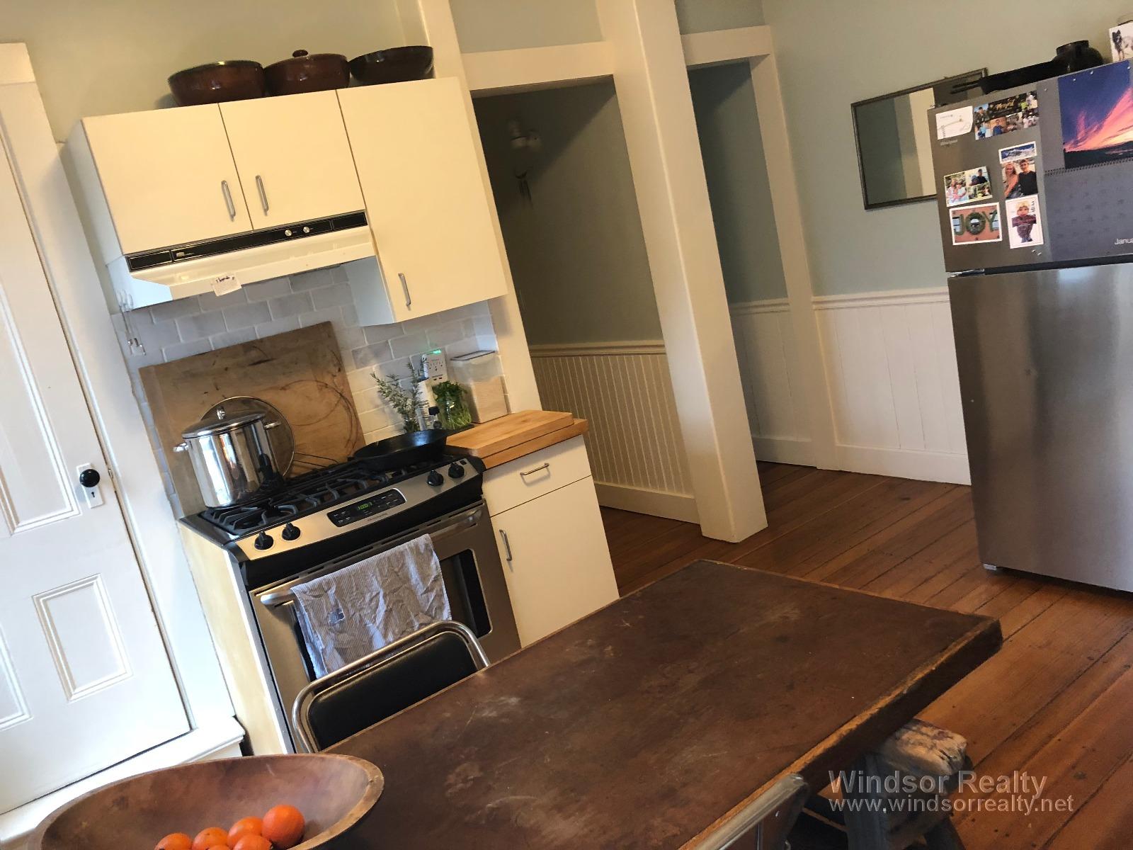 1 bed, 1 bath apartment for rent at 50 Hartford St Unit 1, Newton — photo 10 of 24