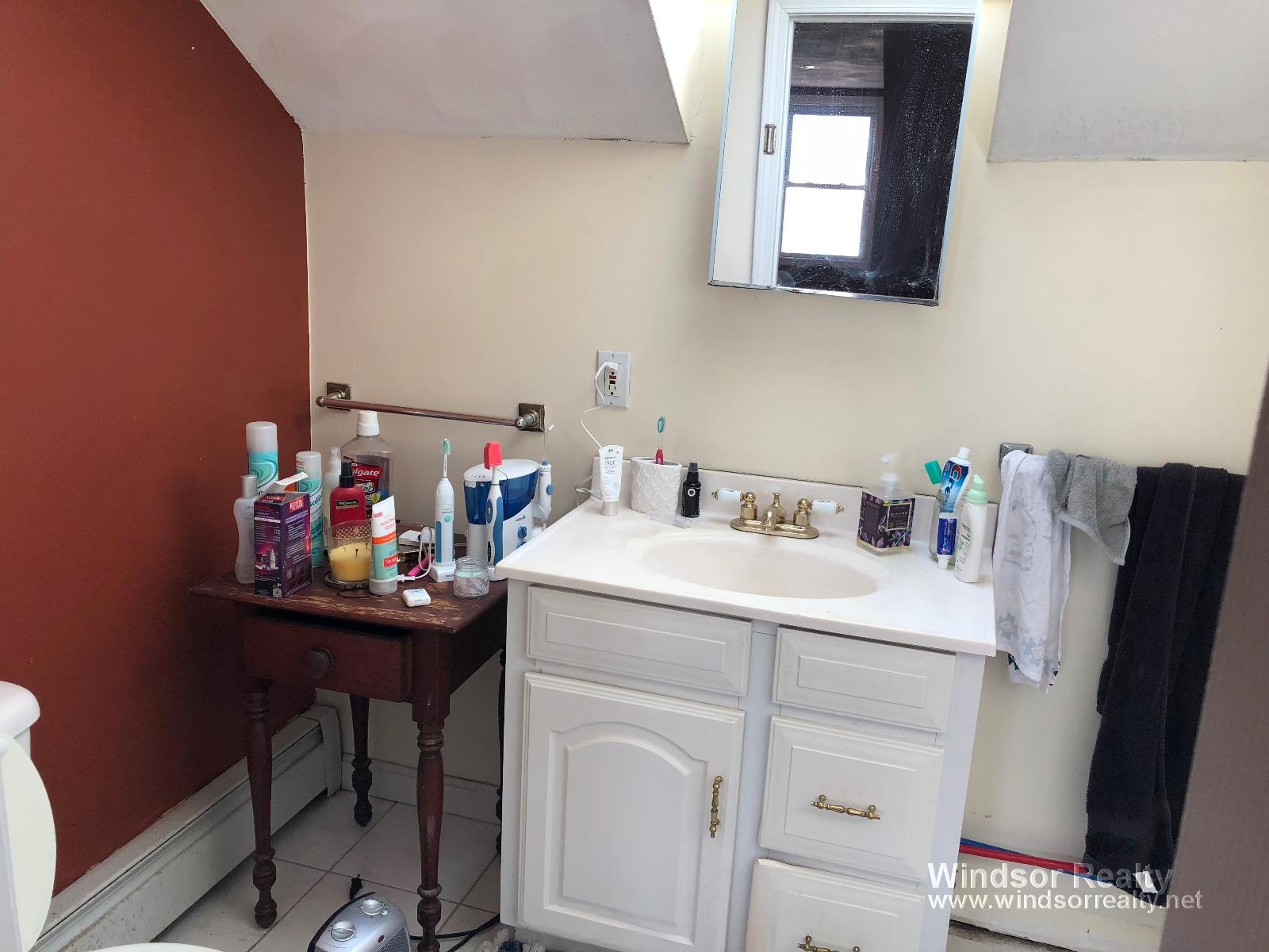 647 Cambridge St, East Cambridge