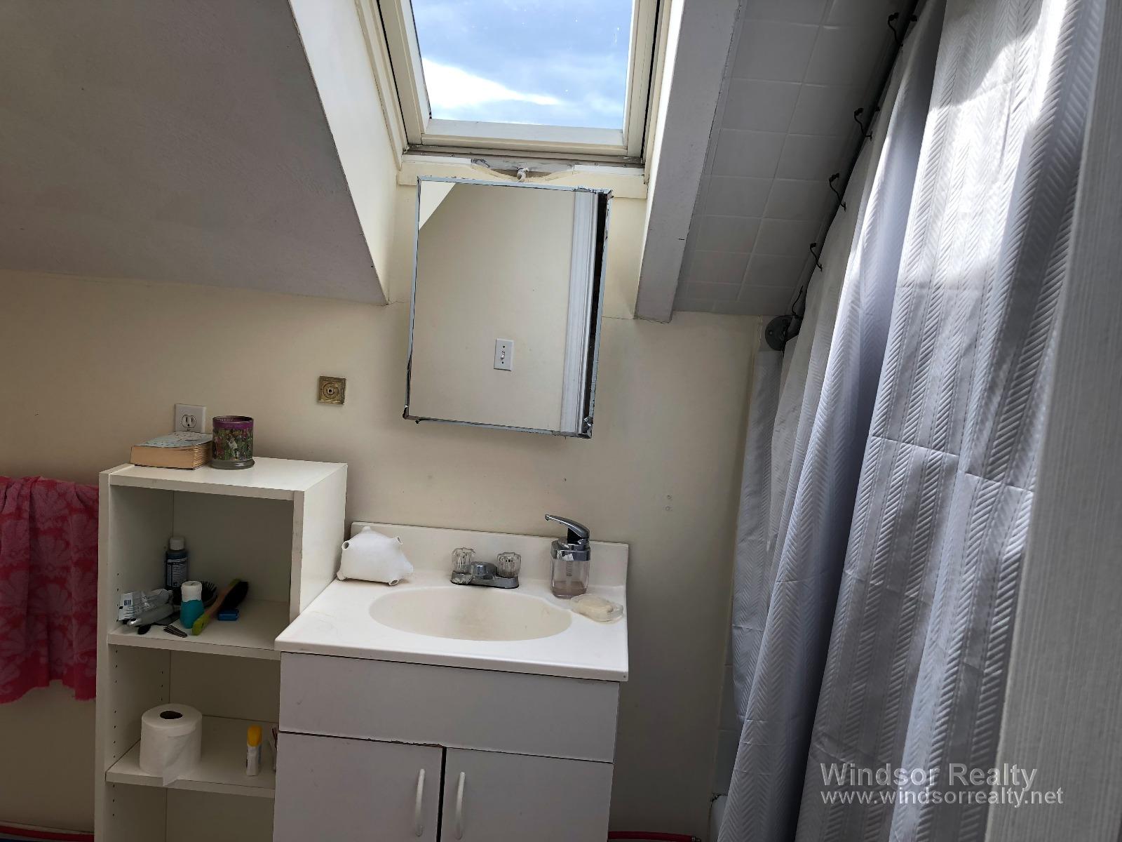 647 Cambridge St, East Cambridge