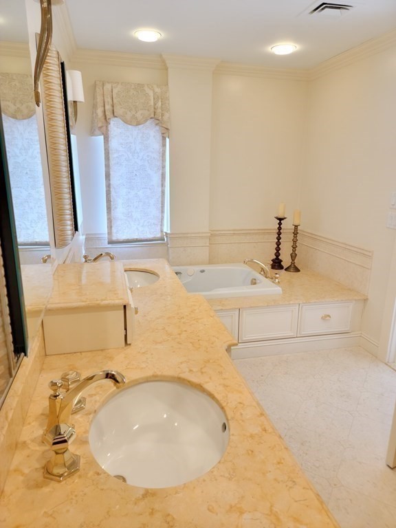 2 bed, 2 bath apartment for rent at 99 Florence St Unit 3c, Chestnut Hill — photo 10 of 14