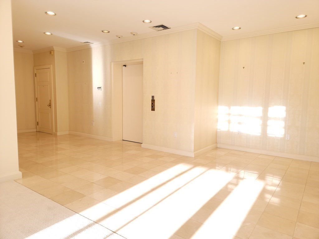 2 bed, 2 bath apartment for rent at 99 Florence St Unit 3c, Chestnut Hill — photo 5 of 14