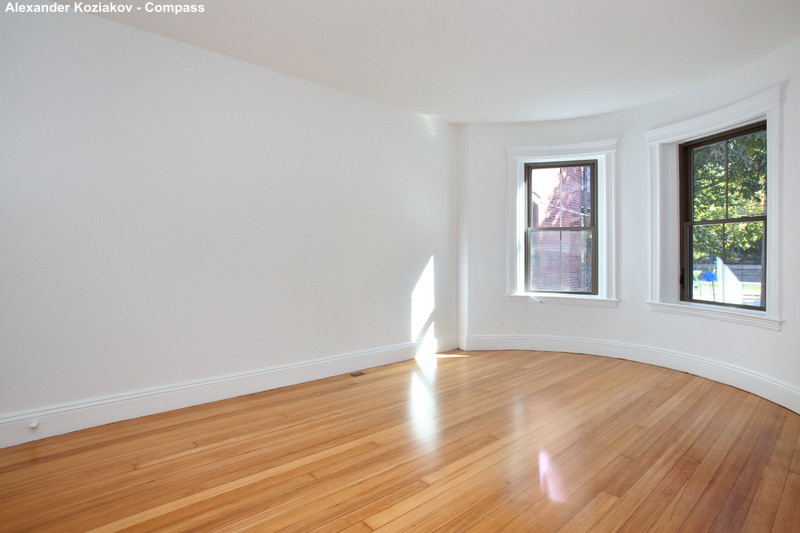 Photos of apartment on Beacon St.,Brookline MA 02445