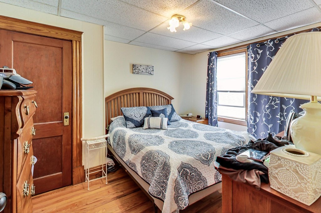 8 Chapman St, Watertown