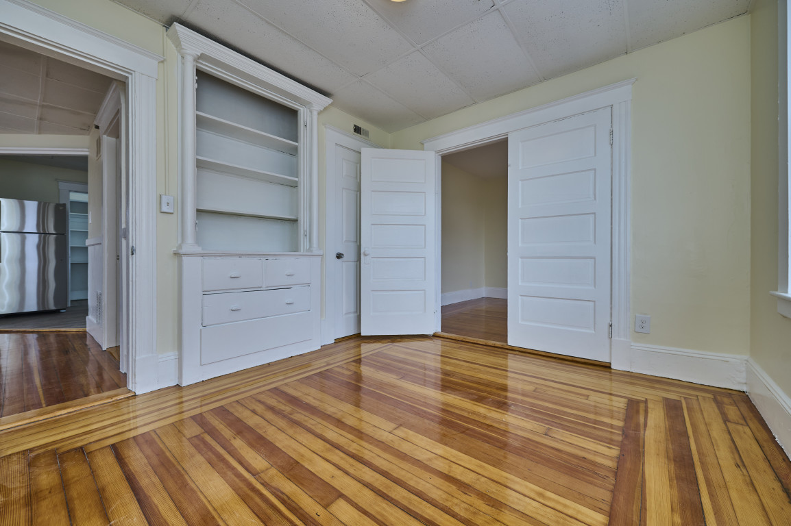 Park St. Unit 4, Salem