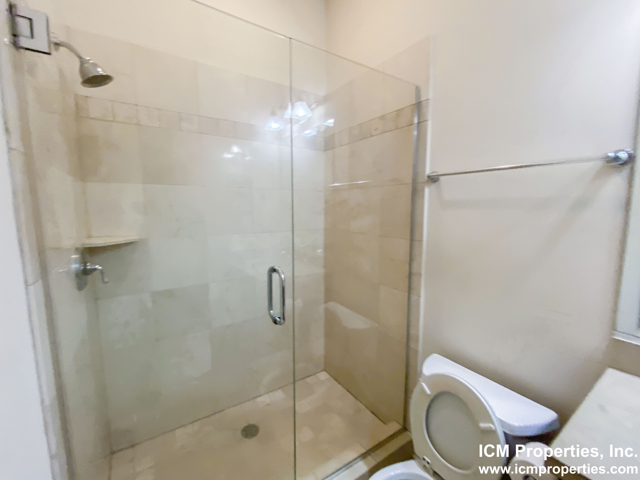 https://ygl-photos.s3.us-west-004.backblazeb2.com/7996W6830bb33c8751.jpg