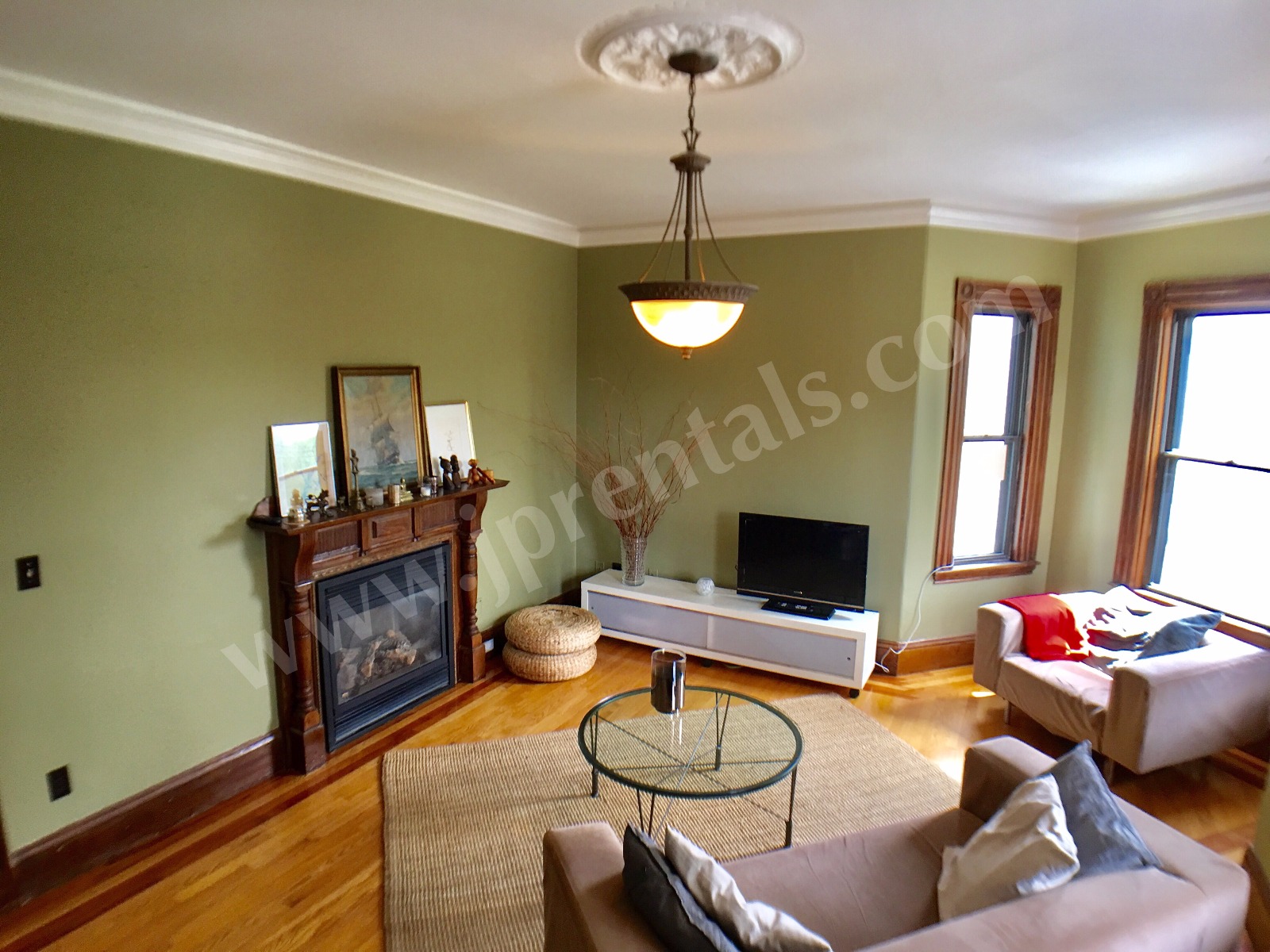 4 bed, 2 bath apartment for rent at 102 Paul Gore Unit 3 CO, Jamaica Plain — photo 7 of 23