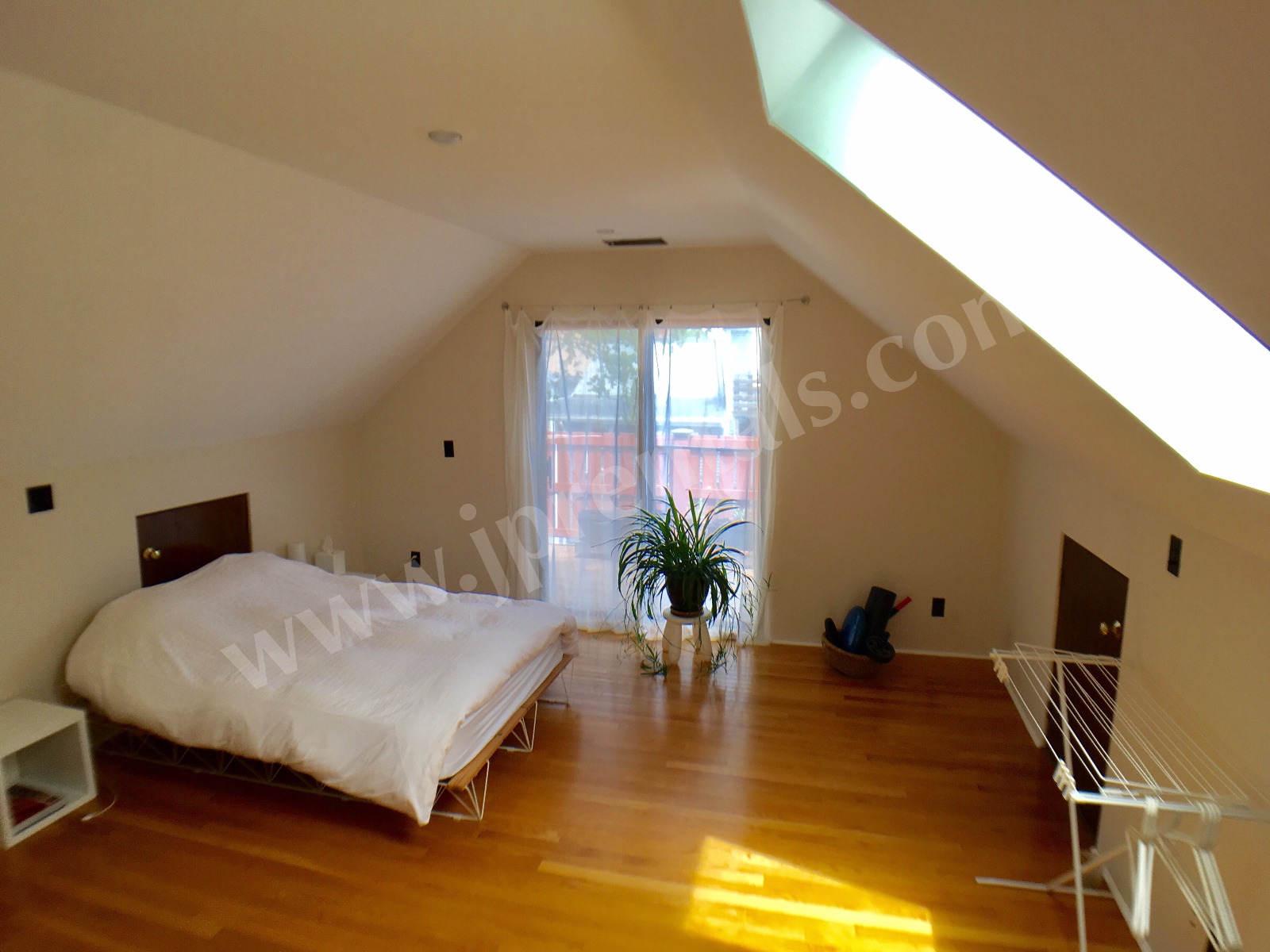 4 bed, 2 bath apartment for rent at 102 Paul Gore Unit 3 CO, Jamaica Plain — photo 9 of 23