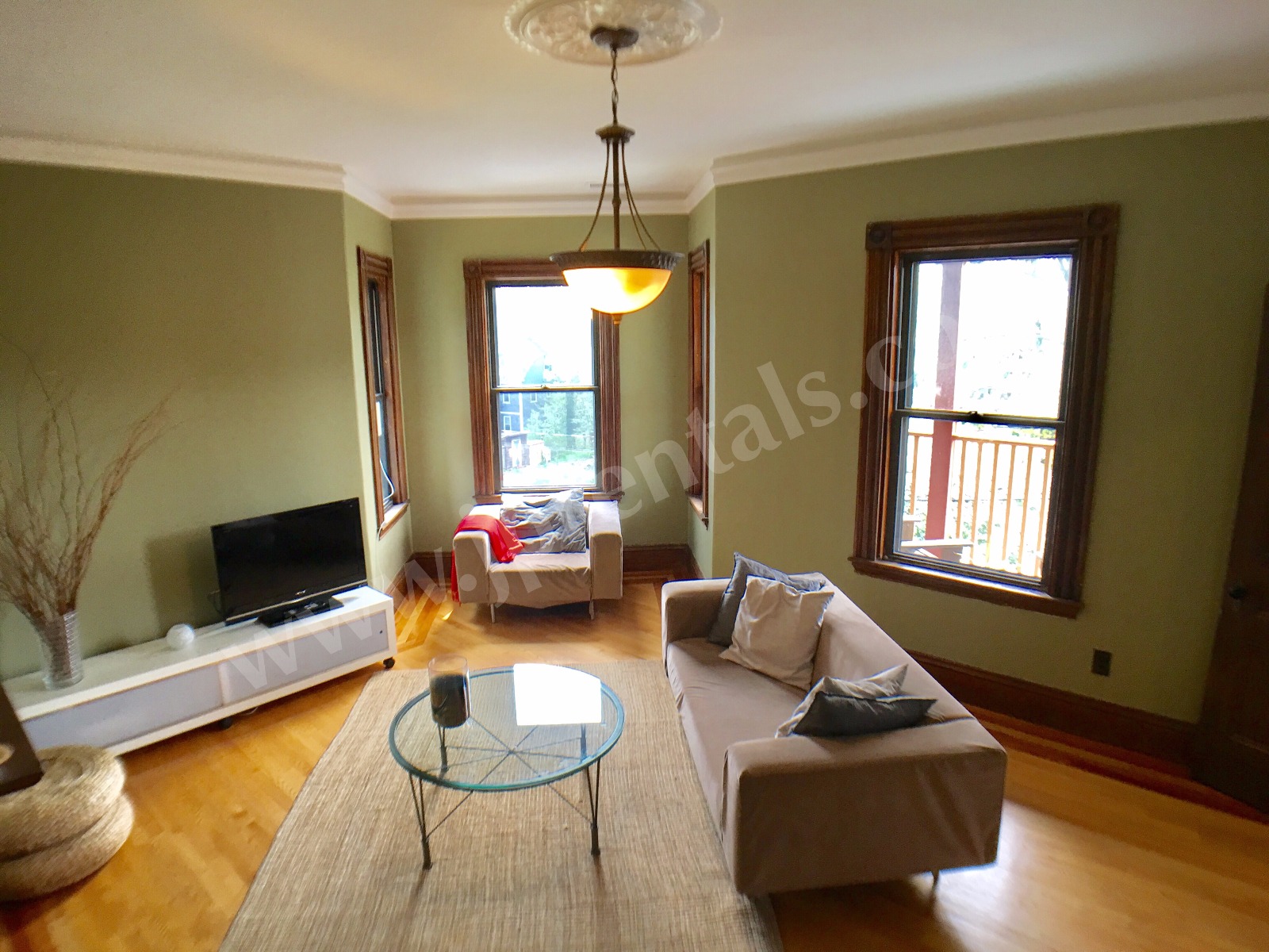 4 bed, 2 bath apartment for rent at 102 Paul Gore Unit 3 CO, Jamaica Plain — photo 6 of 23