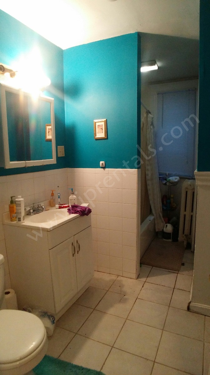 4 bed, 1.5 bath apartment for rent at 25 Forest Hills St Unit 1 CO, Jamaica Plain — photo 8 of 15
