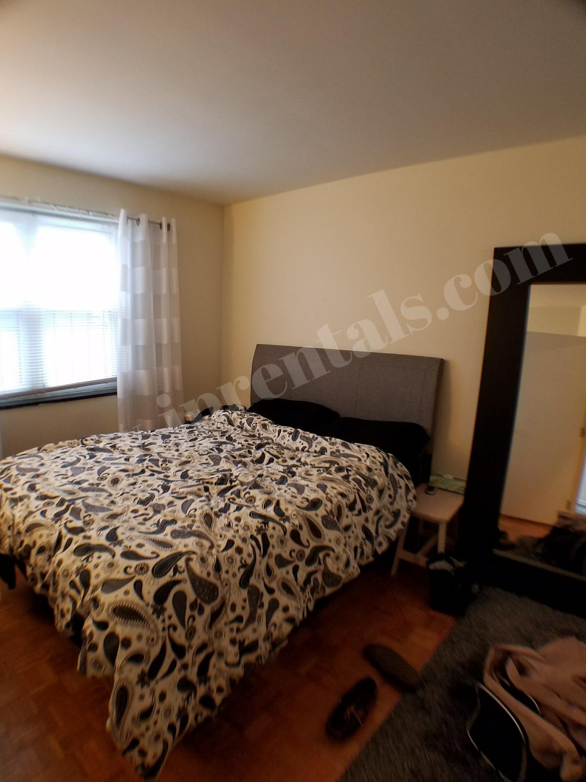2 bed, 1 bath apartment for rent at 594 Centre St Unit 3 CO, Jamaica Plain — photo 9 of 10