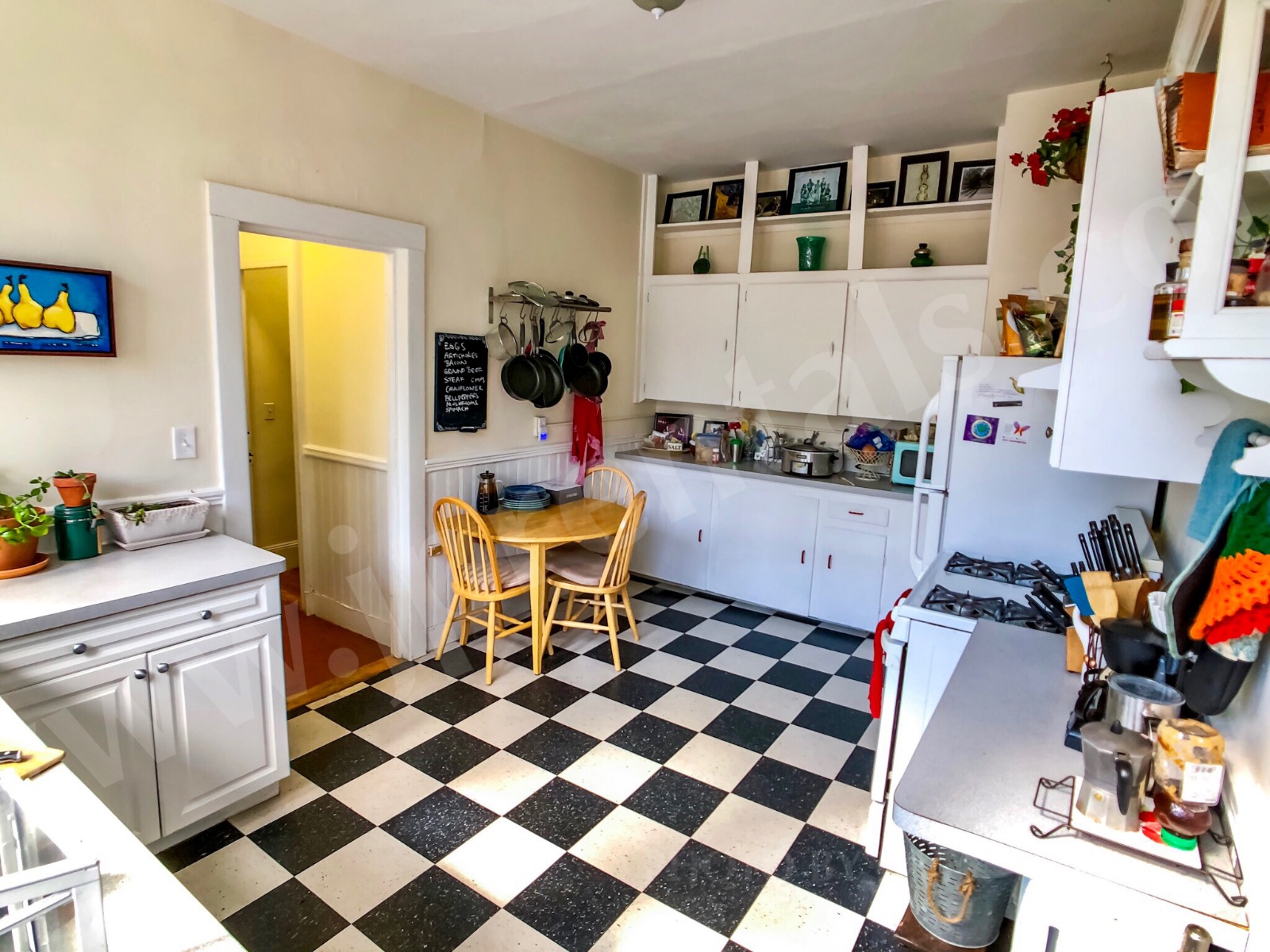 49 Burroughs St, Jamaica Plain