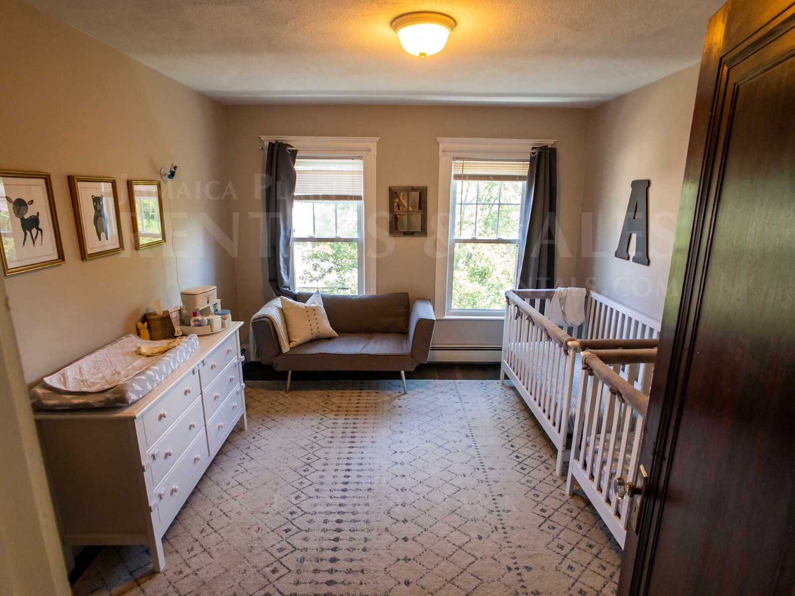 35 Goodrich Rd, Jamaica Plain