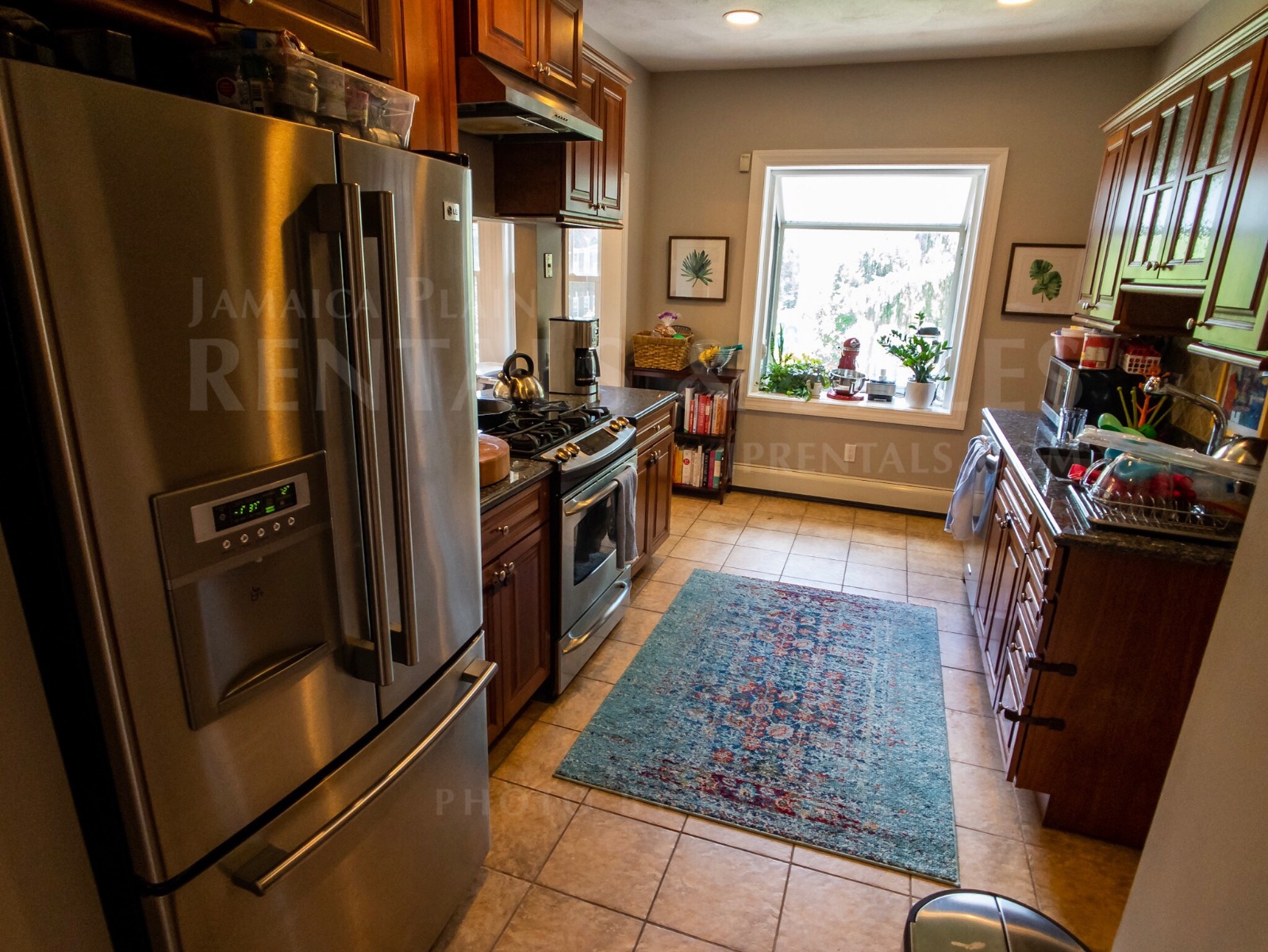 35 Goodrich Rd, Jamaica Plain