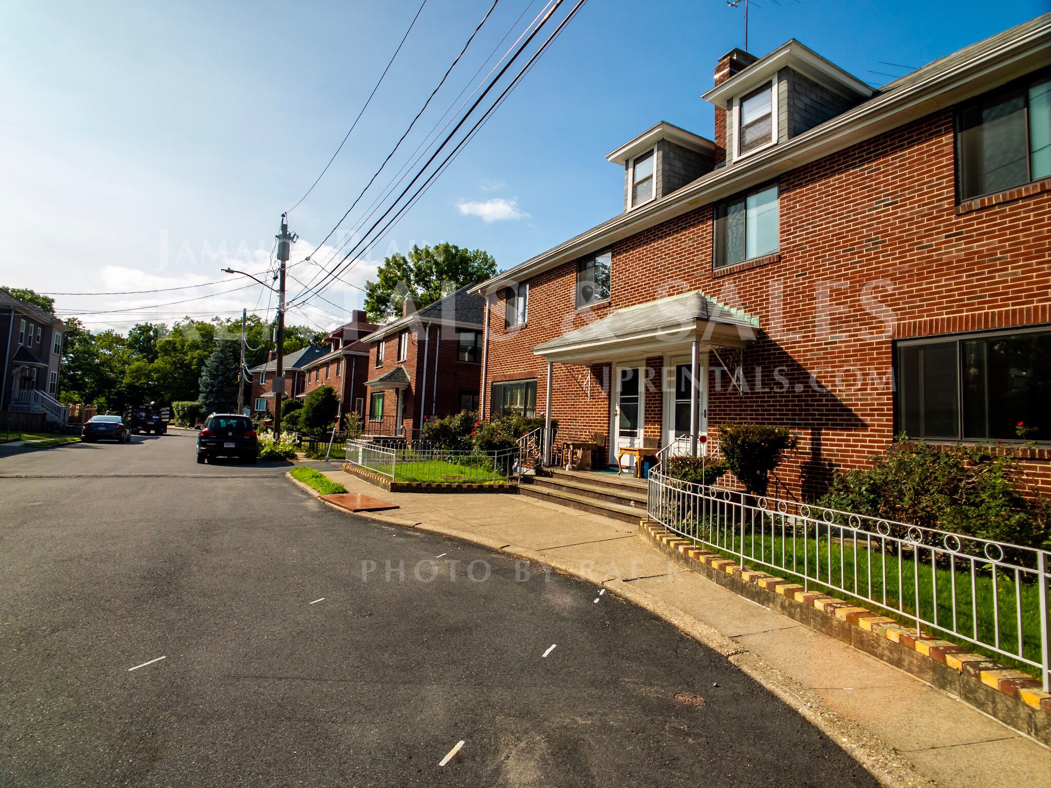 4 bed, 1.5 bath apartment for rent at 16 Jamaicaway Ct Unit 1, Jamaica Plain — photo 12 of 13