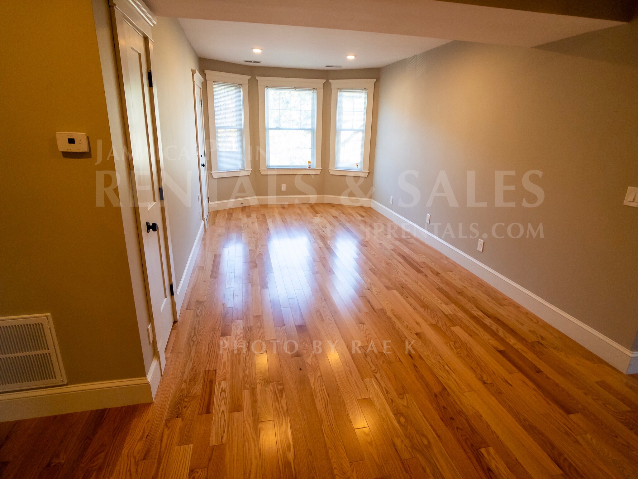 4094 Washington St, Jamaica Plain