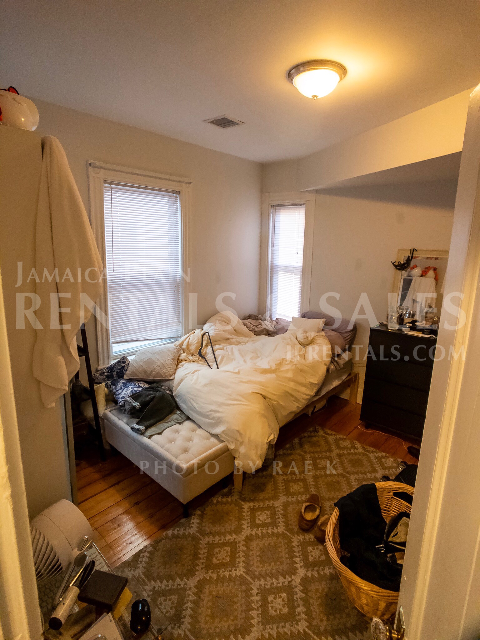 4 bed, 2 bath apartment for rent at 40 Custer St Unit 2, Jamaica Plain — photo 13 of 13